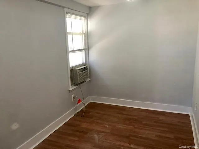 100 Earle Avenue, Hempstead, NY, 4 Bedrooms Bedrooms, 7 Rooms Rooms,1 BathroomBathrooms,Residential Lease,For Rent,Earle,0,1039678 100 Earle Avenue, Hempstead, NY, 4 Bedrooms Bedrooms, 7 Rooms Rooms,1 BathroomBathrooms,Residential Lease,For Rent,Earle,0,1039678