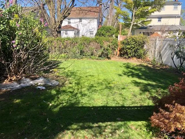 100 Earle Avenue, Hempstead, NY, 4 Bedrooms Bedrooms, 7 Rooms Rooms,1 BathroomBathrooms,Residential Lease,For Rent,Earle,0,1039678 100 Earle Avenue, Hempstead, NY, 4 Bedrooms Bedrooms, 7 Rooms Rooms,1 BathroomBathrooms,Residential Lease,For Rent,Earle,0,1039678