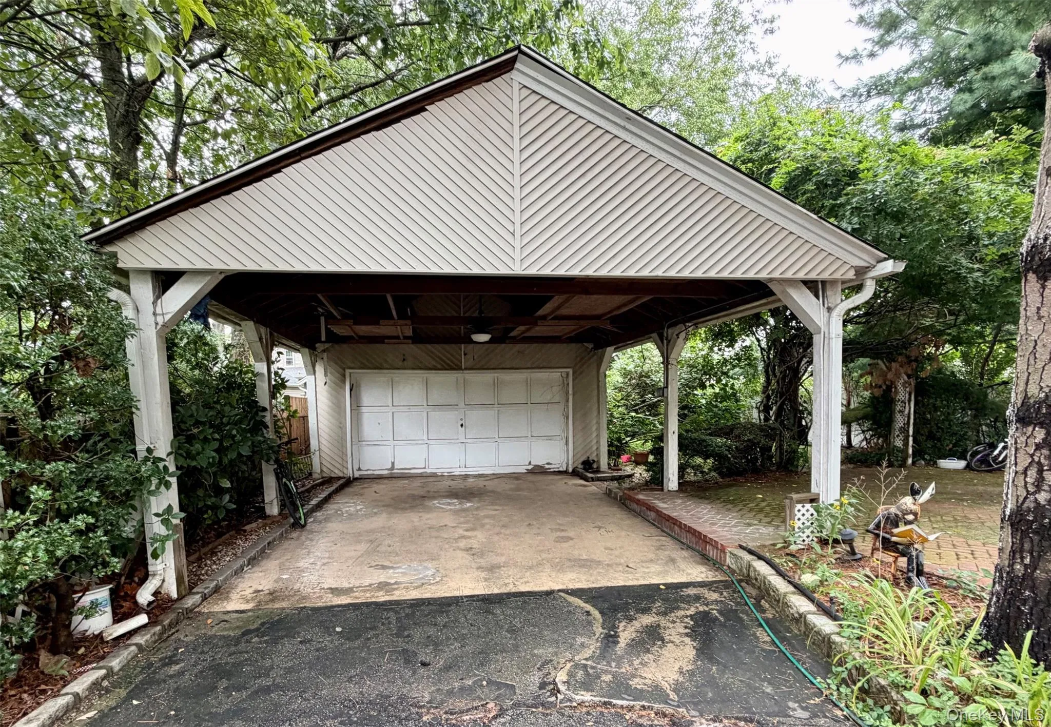 100 Earle Avenue, Hempstead, NY, 4 Bedrooms Bedrooms, 7 Rooms Rooms,1 BathroomBathrooms,Residential Lease,For Rent,Earle,0,1039678 100 Earle Avenue, Hempstead, NY, 4 Bedrooms Bedrooms, 7 Rooms Rooms,1 BathroomBathrooms,Residential Lease,For Rent,Earle,0,1039678