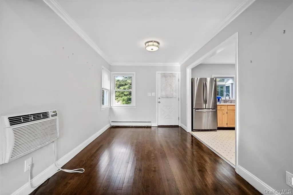 228 Oakwood Road, Huntington, NY, 4 Bedrooms Bedrooms, 7 Rooms Rooms,2 BathroomsBathrooms,Residential Lease,For Rent,Oakwood,0,1039682 228 Oakwood Road, Huntington, NY, 4 Bedrooms Bedrooms, 7 Rooms Rooms,2 BathroomsBathrooms,Residential Lease,For Rent,Oakwood,0,1039682