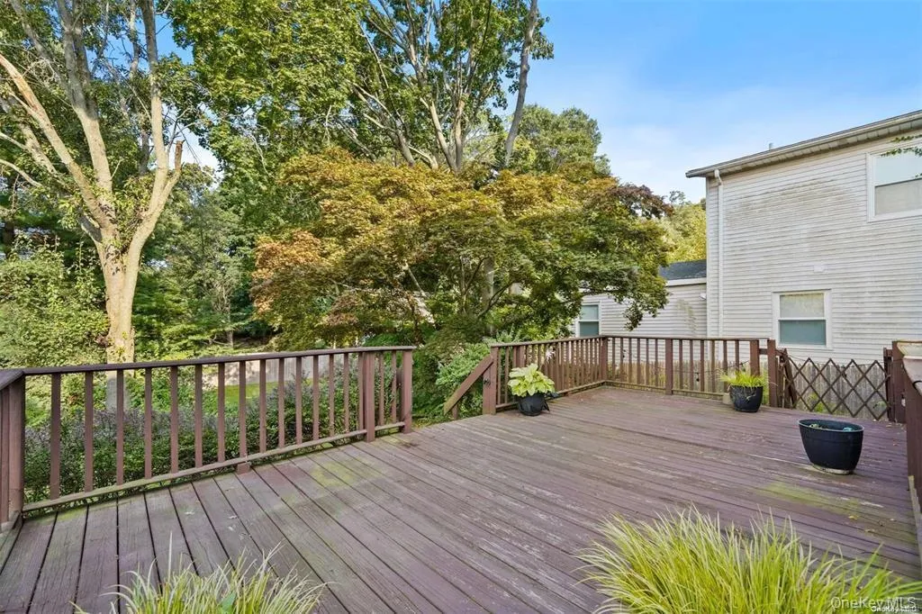 228 Oakwood Road, Huntington, NY, 4 Bedrooms Bedrooms, 7 Rooms Rooms,2 BathroomsBathrooms,Residential Lease,For Rent,Oakwood,0,1039682 228 Oakwood Road, Huntington, NY, 4 Bedrooms Bedrooms, 7 Rooms Rooms,2 BathroomsBathrooms,Residential Lease,For Rent,Oakwood,0,1039682