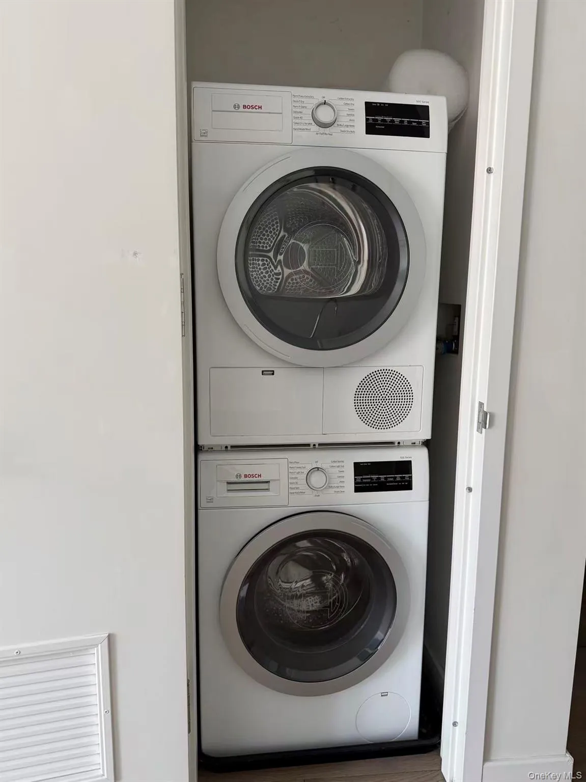 505 43rd Street, New York, NY, 1 Bedroom Bedrooms, 3 Rooms Rooms,1 BathroomBathrooms,Residential Lease,For Rent,43rd,0,1039684 505 43rd Street, New York, NY, 1 Bedroom Bedrooms, 3 Rooms Rooms,1 BathroomBathrooms,Residential Lease,For Rent,43rd,0,1039684