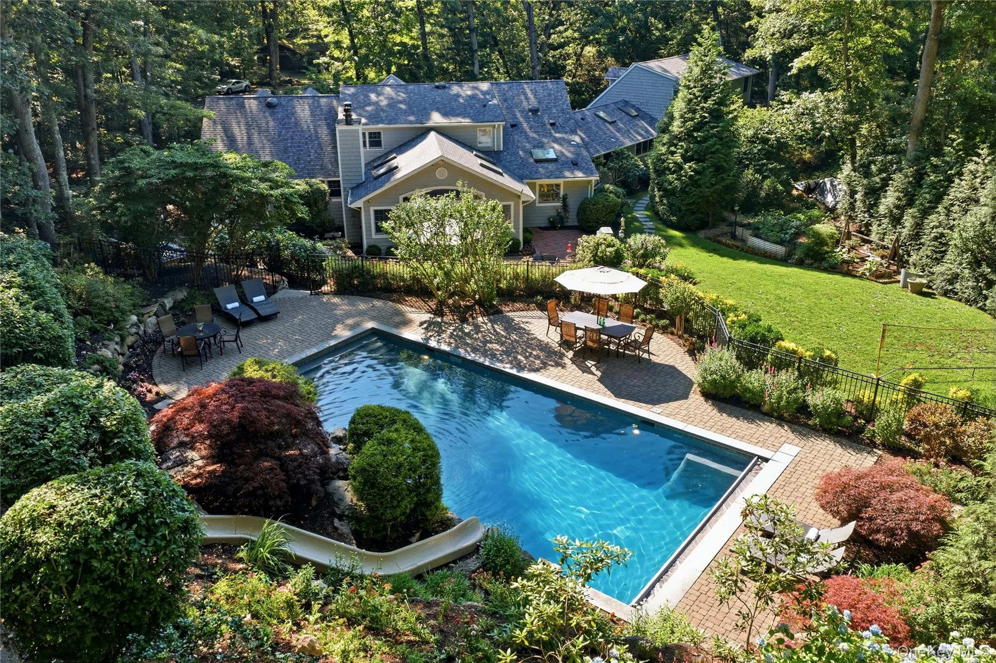 Country Club Property W/ Heated In Ground Salt Water Pool W/ Automatic Cover Country Club Property W/ Heated In Ground Salt Water Pool W/ Automatic Cover