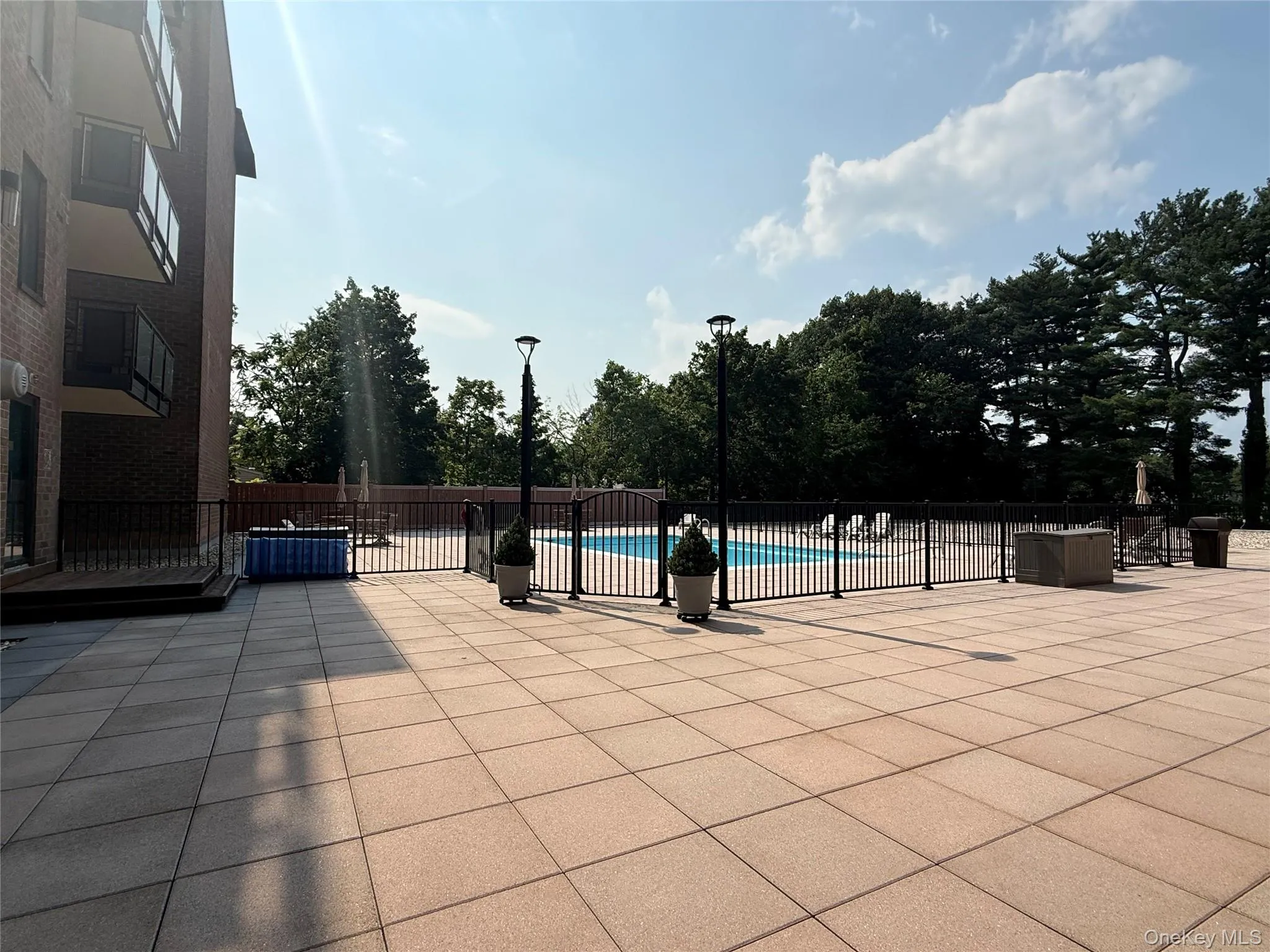 175 Maple Avenue, North Hempstead, NY, 1 Bedroom Bedrooms, 3 Rooms Rooms,1 BathroomBathrooms,Residential Lease,For Rent,Maple,0,1039690 175 Maple Avenue, North Hempstead, NY, 1 Bedroom Bedrooms, 3 Rooms Rooms,1 BathroomBathrooms,Residential Lease,For Rent,Maple,0,1039690