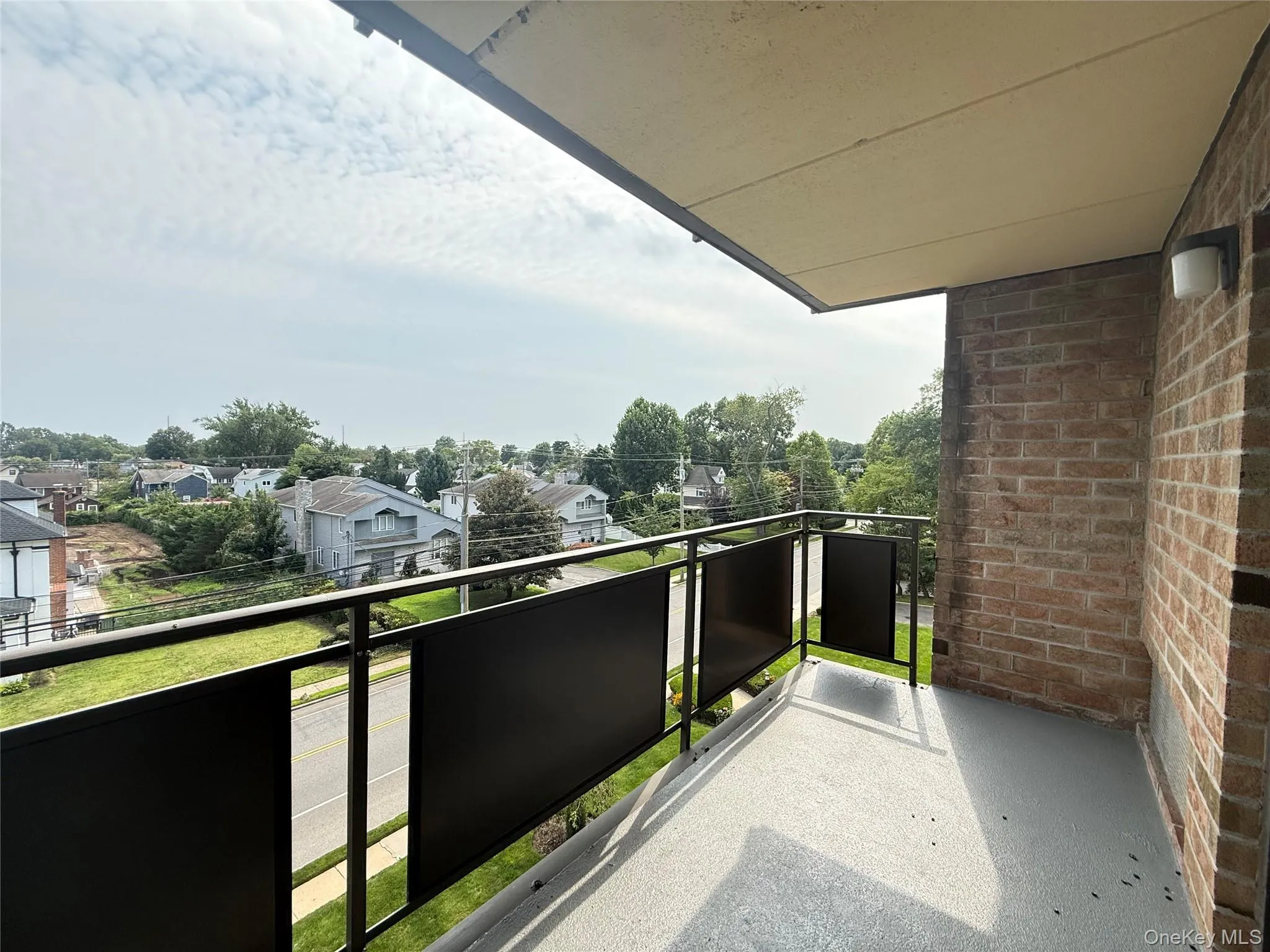 175 Maple Avenue, North Hempstead, NY, 1 Bedroom Bedrooms, 3 Rooms Rooms,1 BathroomBathrooms,Residential Lease,For Rent,Maple,0,1039690 175 Maple Avenue, North Hempstead, NY, 1 Bedroom Bedrooms, 3 Rooms Rooms,1 BathroomBathrooms,Residential Lease,For Rent,Maple,0,1039690
