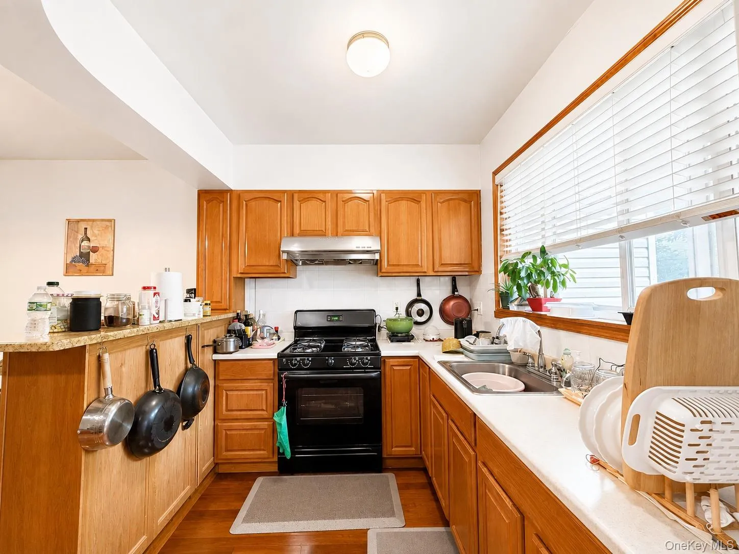 88-31 88th Street, New York, NY, 3 Bedrooms Bedrooms, 8 Rooms Rooms,2 BathroomsBathrooms,Residential,For Rent,88th,0,1039692 88-31 88th Street, New York, NY, 3 Bedrooms Bedrooms, 8 Rooms Rooms,2 BathroomsBathrooms,Residential,For Rent,88th,0,1039692