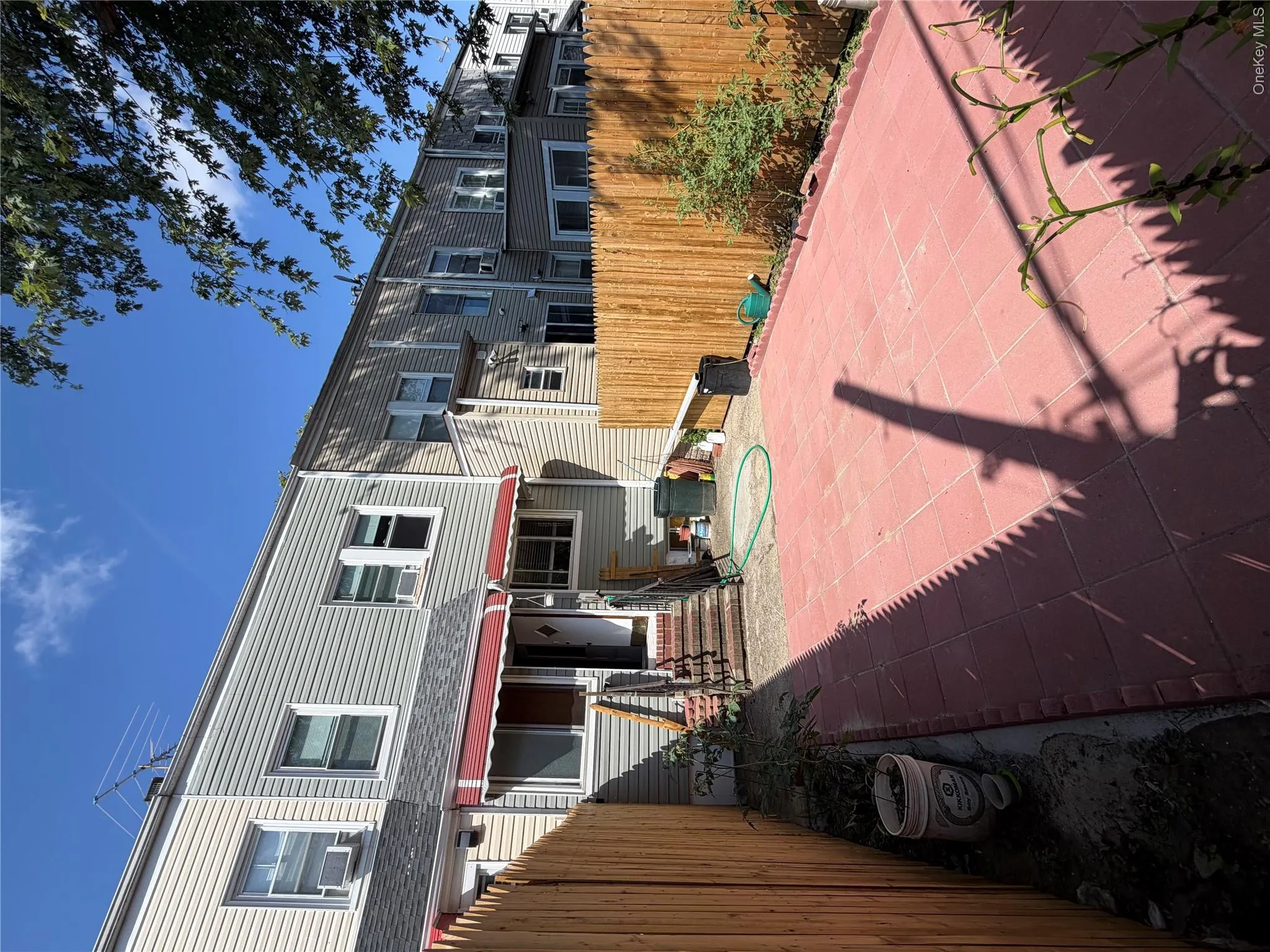 88-31 88th Street, New York, NY, 3 Bedrooms Bedrooms, 8 Rooms Rooms,2 BathroomsBathrooms,Residential,For Rent,88th,0,1039692 88-31 88th Street, New York, NY, 3 Bedrooms Bedrooms, 8 Rooms Rooms,2 BathroomsBathrooms,Residential,For Rent,88th,0,1039692