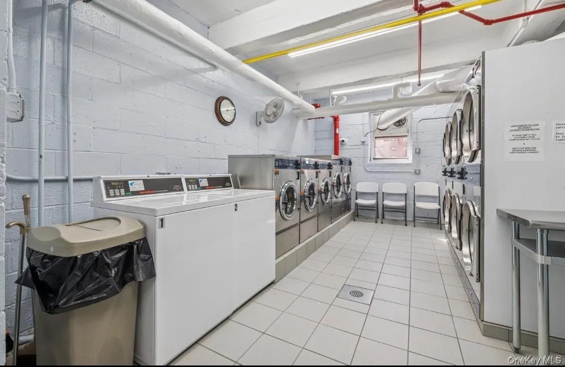 153-25 88th Street, New York, NY, 2 Bedrooms Bedrooms, 7 Rooms Rooms,2 BathroomsBathrooms,Residential,For Rent,88th,0,1039693 153-25 88th Street, New York, NY, 2 Bedrooms Bedrooms, 7 Rooms Rooms,2 BathroomsBathrooms,Residential,For Rent,88th,0,1039693