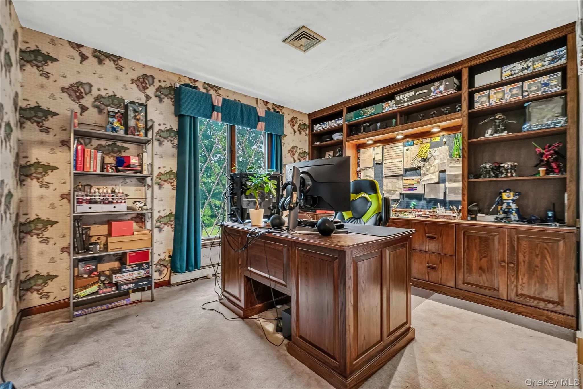 14 Lisa Drive, Lloyd, NY, 4 Bedrooms Bedrooms, 11 Rooms Rooms,3 BathroomsBathrooms,Residential,For Rent,Lisa,0,1039694 14 Lisa Drive, Lloyd, NY, 4 Bedrooms Bedrooms, 11 Rooms Rooms,3 BathroomsBathrooms,Residential,For Rent,Lisa,0,1039694