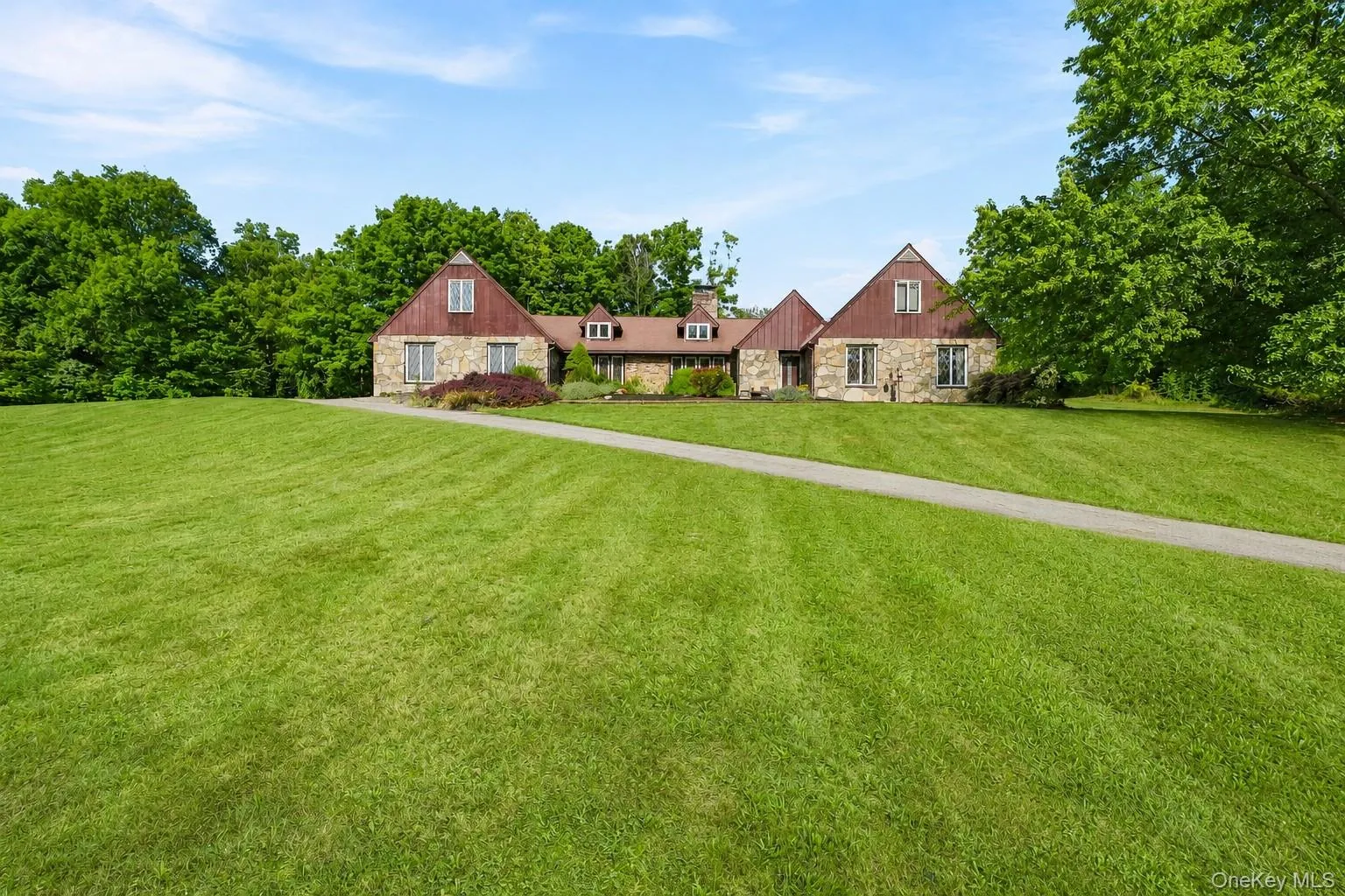 14 Lisa Drive, Lloyd, NY, 4 Bedrooms Bedrooms, 11 Rooms Rooms,3 BathroomsBathrooms,Residential,For Rent,Lisa,0,1039694 14 Lisa Drive, Lloyd, NY, 4 Bedrooms Bedrooms, 11 Rooms Rooms,3 BathroomsBathrooms,Residential,For Rent,Lisa,0,1039694