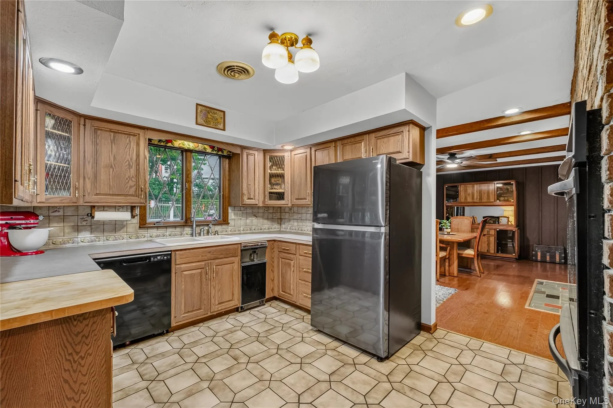 14 Lisa Drive, Lloyd, NY, 4 Bedrooms Bedrooms, 11 Rooms Rooms,3 BathroomsBathrooms,Residential,For Rent,Lisa,0,1039694 14 Lisa Drive, Lloyd, NY, 4 Bedrooms Bedrooms, 11 Rooms Rooms,3 BathroomsBathrooms,Residential,For Rent,Lisa,0,1039694
