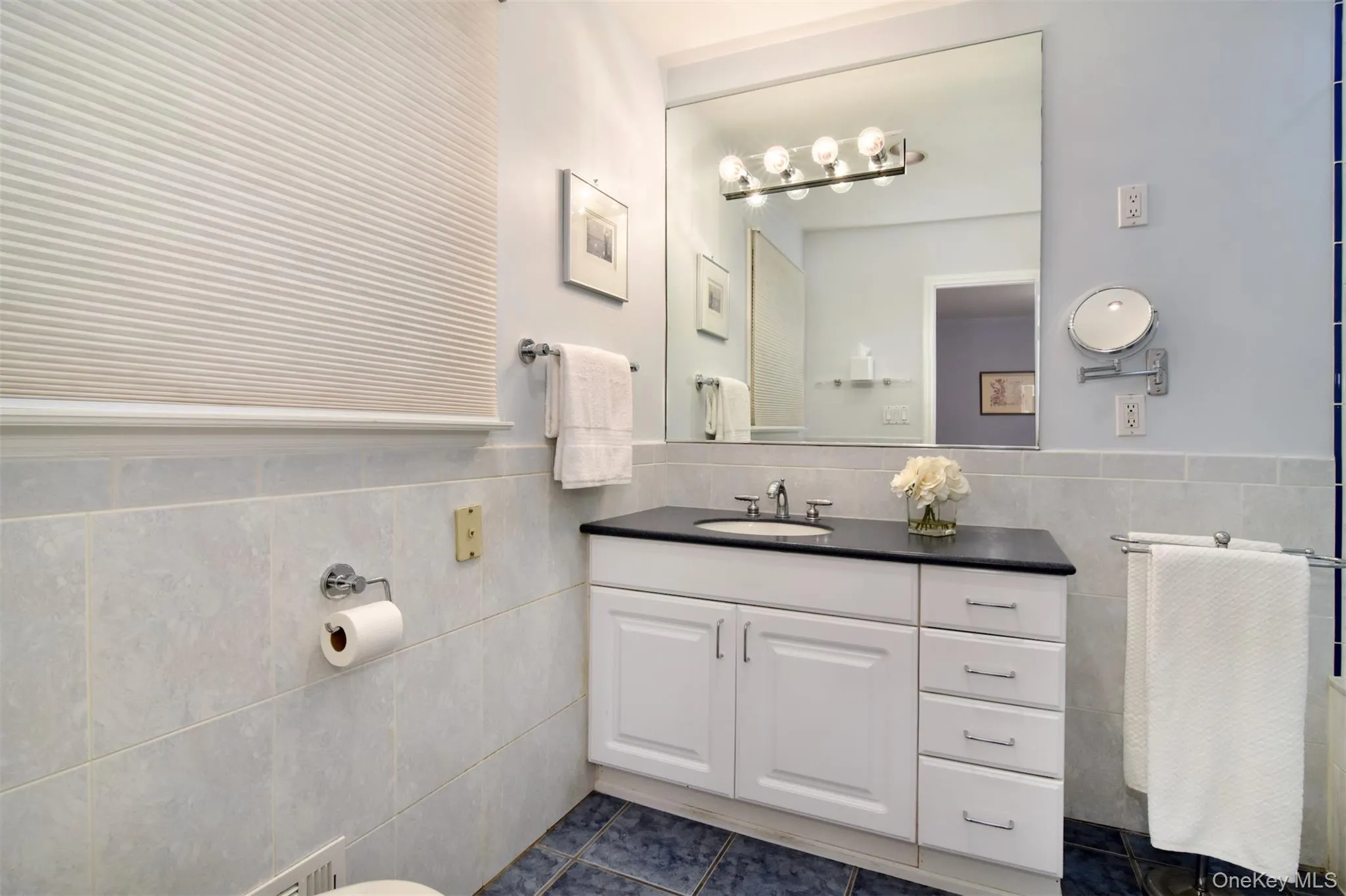 Ensuite primary bath Ensuite primary bath