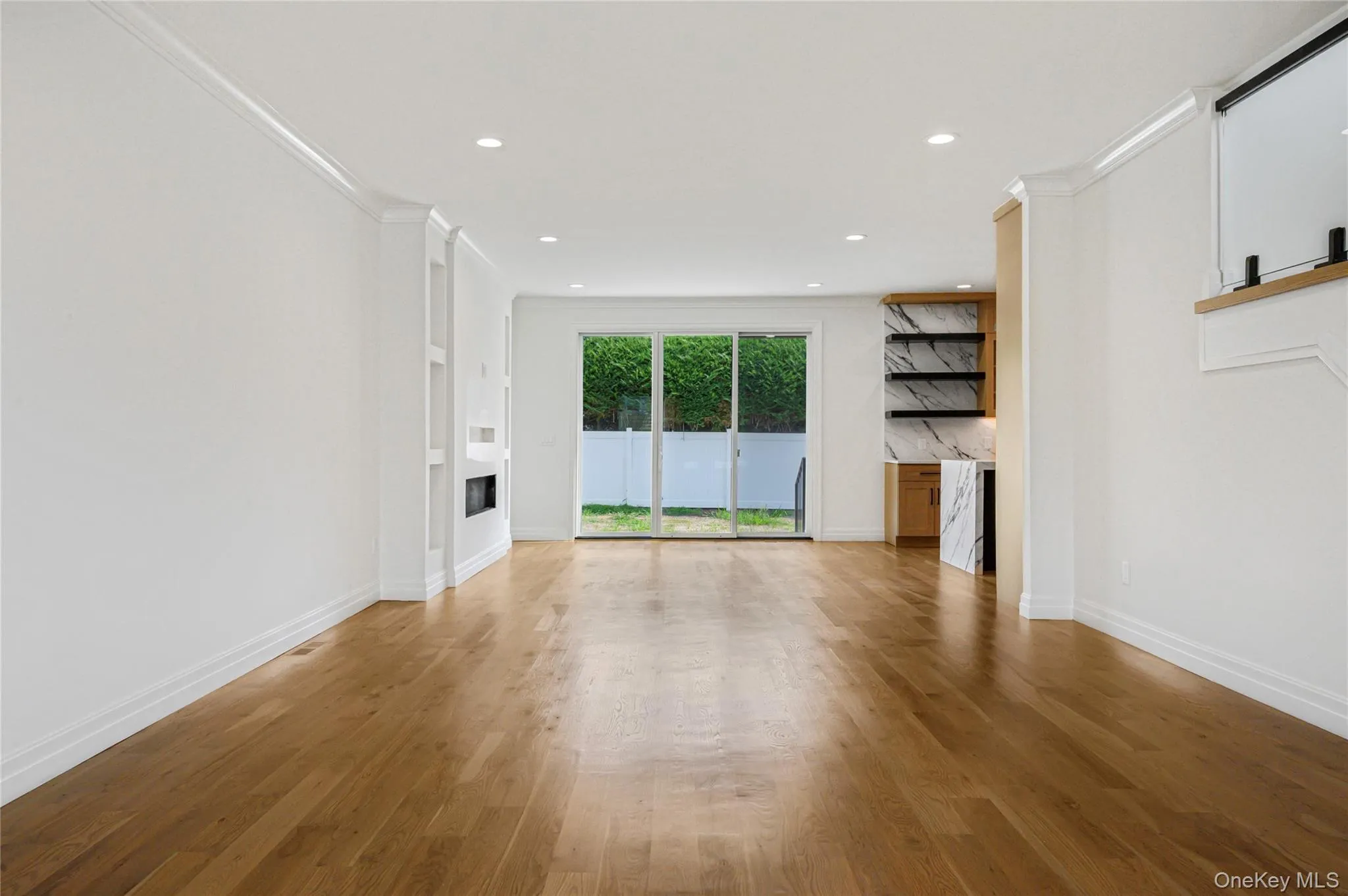 7 Rosewood Place, Oyster Bay, NY, 5 Bedrooms Bedrooms, 8 Rooms Rooms,3 BathroomsBathrooms,Residential,For Rent,Rosewood,0,1039696 7 Rosewood Place, Oyster Bay, NY, 5 Bedrooms Bedrooms, 8 Rooms Rooms,3 BathroomsBathrooms,Residential,For Rent,Rosewood,0,1039696