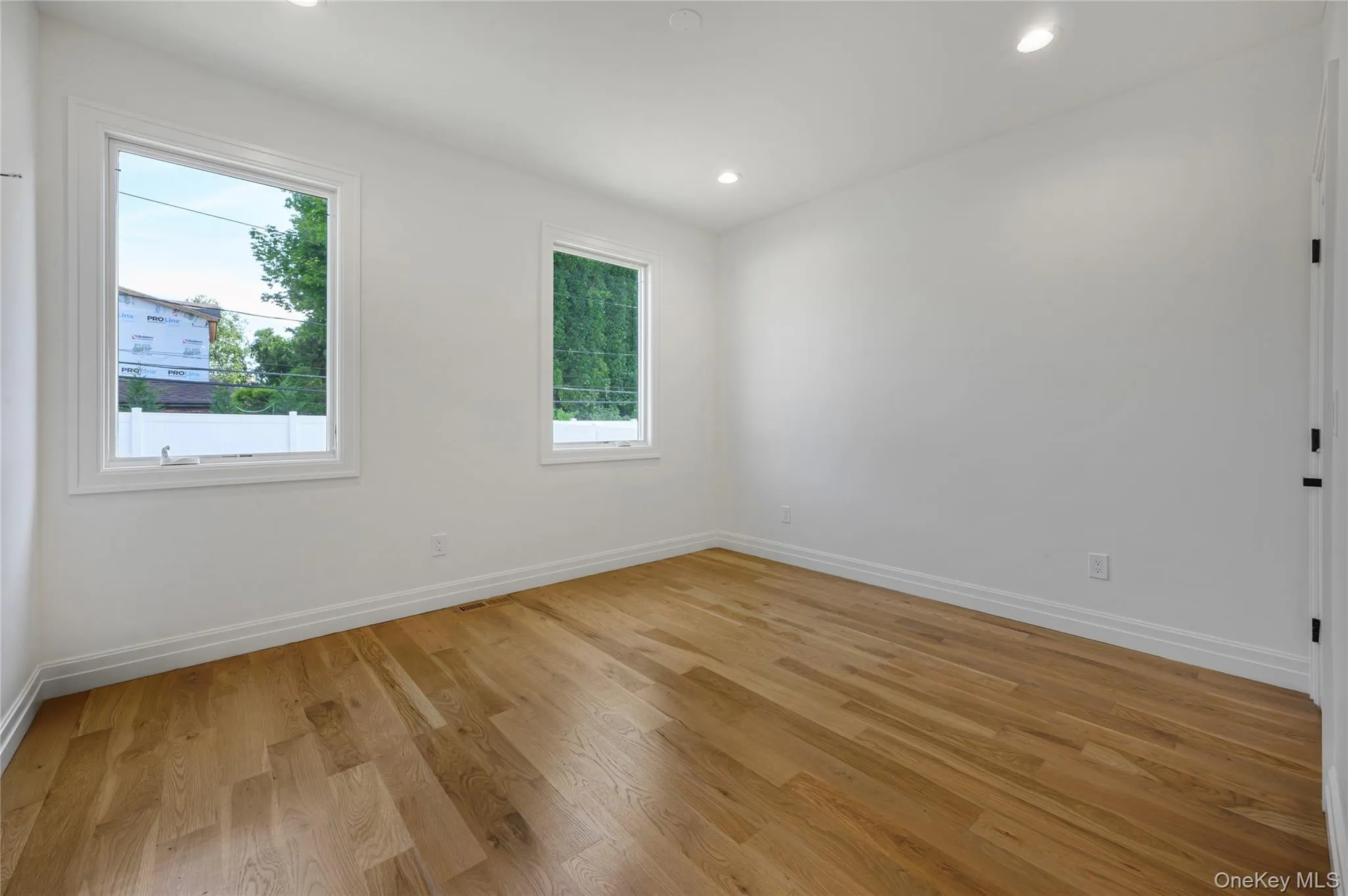 7 Rosewood Place, Oyster Bay, NY, 5 Bedrooms Bedrooms, 8 Rooms Rooms,3 BathroomsBathrooms,Residential,For Rent,Rosewood,0,1039696 7 Rosewood Place, Oyster Bay, NY, 5 Bedrooms Bedrooms, 8 Rooms Rooms,3 BathroomsBathrooms,Residential,For Rent,Rosewood,0,1039696
