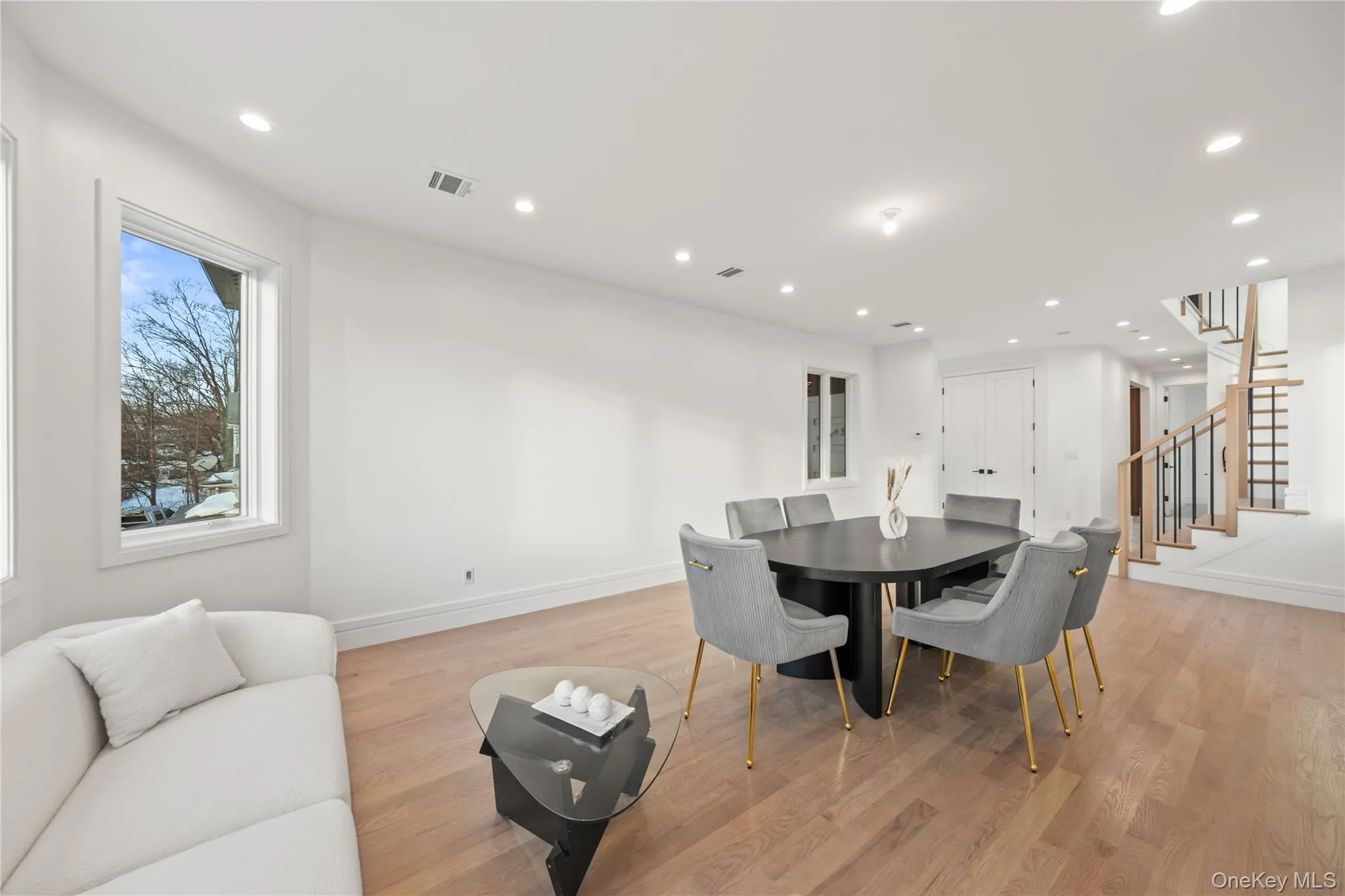 8 Memorial Park Drive, Ramapo, NY, 5 Bedrooms Bedrooms, 9 Rooms Rooms,2 BathroomsBathrooms,Residential,For Rent,Memorial Park,0,1039706 8 Memorial Park Drive, Ramapo, NY, 5 Bedrooms Bedrooms, 9 Rooms Rooms,2 BathroomsBathrooms,Residential,For Rent,Memorial Park,0,1039706