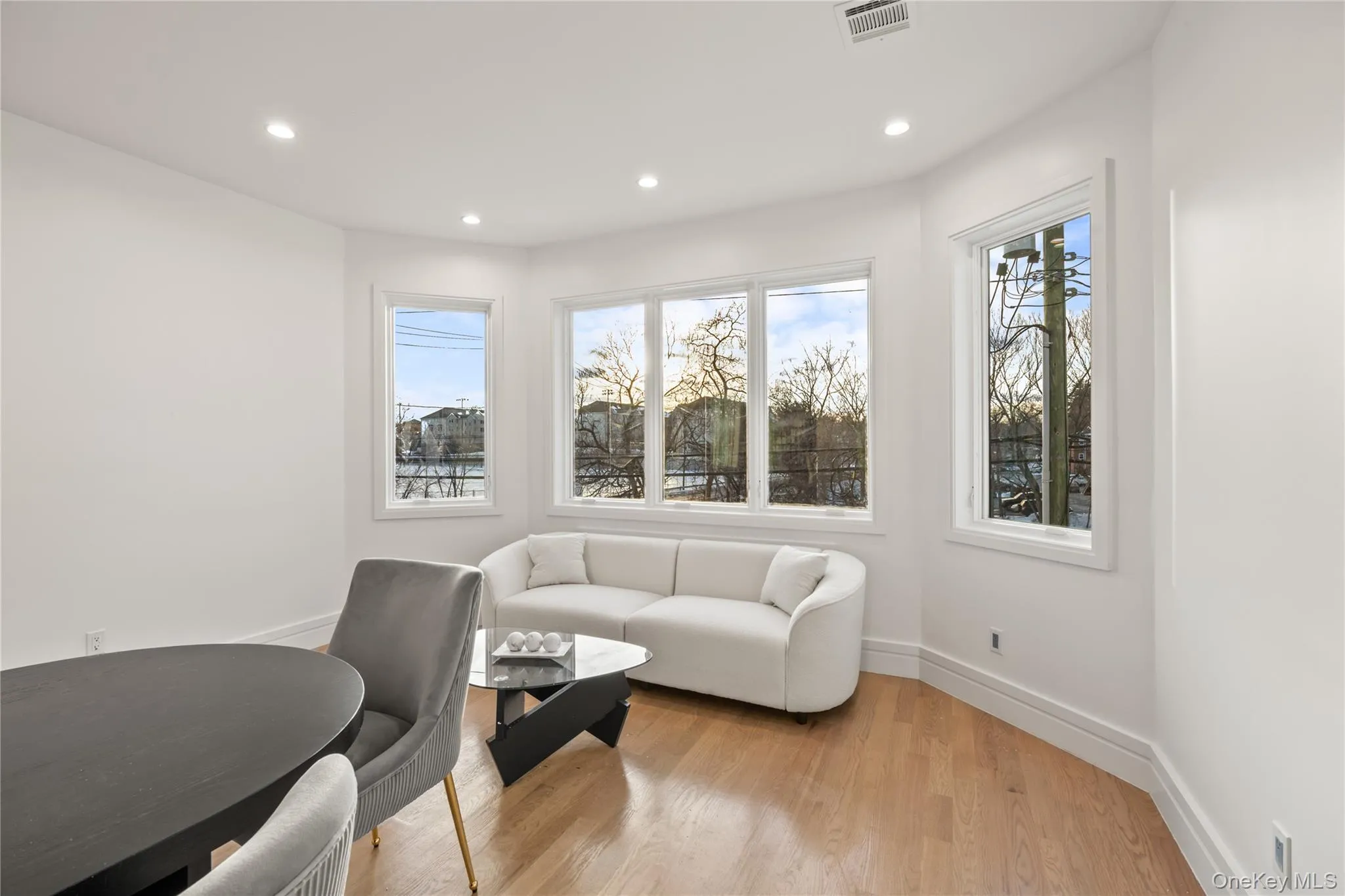 8 Memorial Park Drive, Ramapo, NY, 5 Bedrooms Bedrooms, 9 Rooms Rooms,2 BathroomsBathrooms,Residential,For Rent,Memorial Park,0,1039706 8 Memorial Park Drive, Ramapo, NY, 5 Bedrooms Bedrooms, 9 Rooms Rooms,2 BathroomsBathrooms,Residential,For Rent,Memorial Park,0,1039706