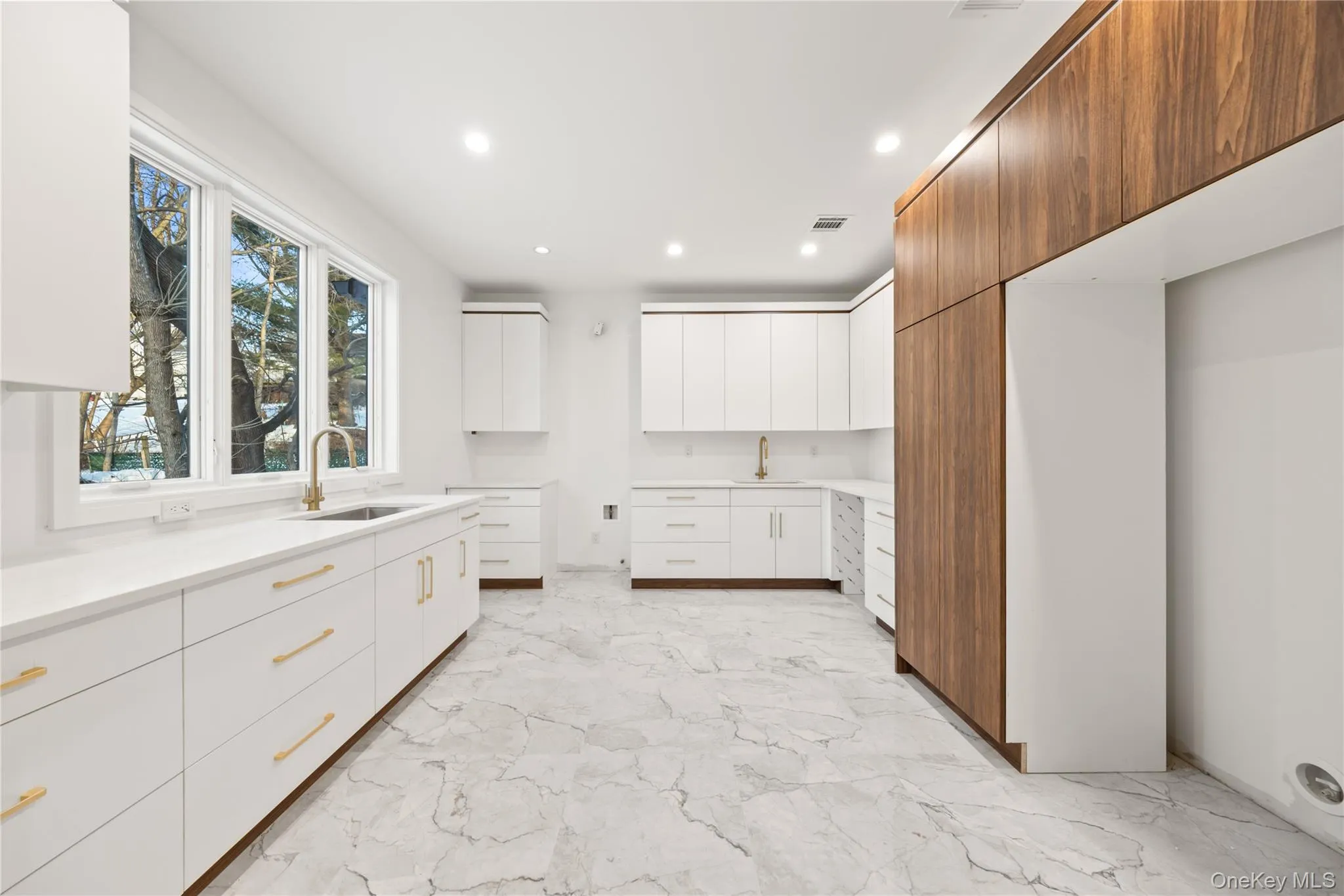 8 Memorial Park Drive, Ramapo, NY, 5 Bedrooms Bedrooms, 9 Rooms Rooms,2 BathroomsBathrooms,Residential,For Rent,Memorial Park,0,1039706 8 Memorial Park Drive, Ramapo, NY, 5 Bedrooms Bedrooms, 9 Rooms Rooms,2 BathroomsBathrooms,Residential,For Rent,Memorial Park,0,1039706