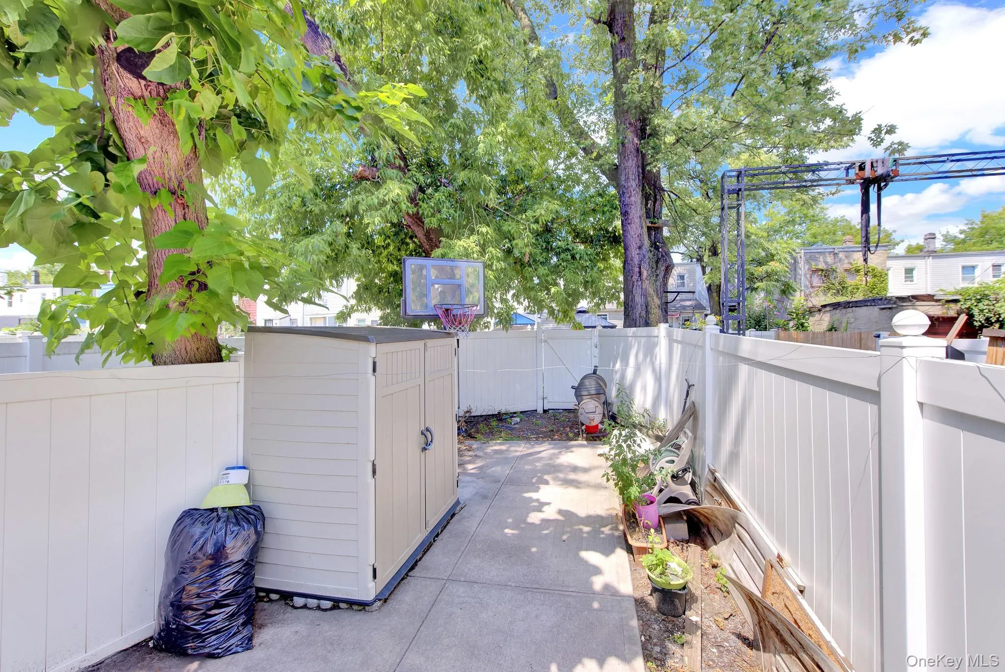 15313 118th Avenue, New York, NY, 3 Bedrooms Bedrooms, 7 Rooms Rooms,2 BathroomsBathrooms,Residential,For Rent,118th,0,1039708 15313 118th Avenue, New York, NY, 3 Bedrooms Bedrooms, 7 Rooms Rooms,2 BathroomsBathrooms,Residential,For Rent,118th,0,1039708