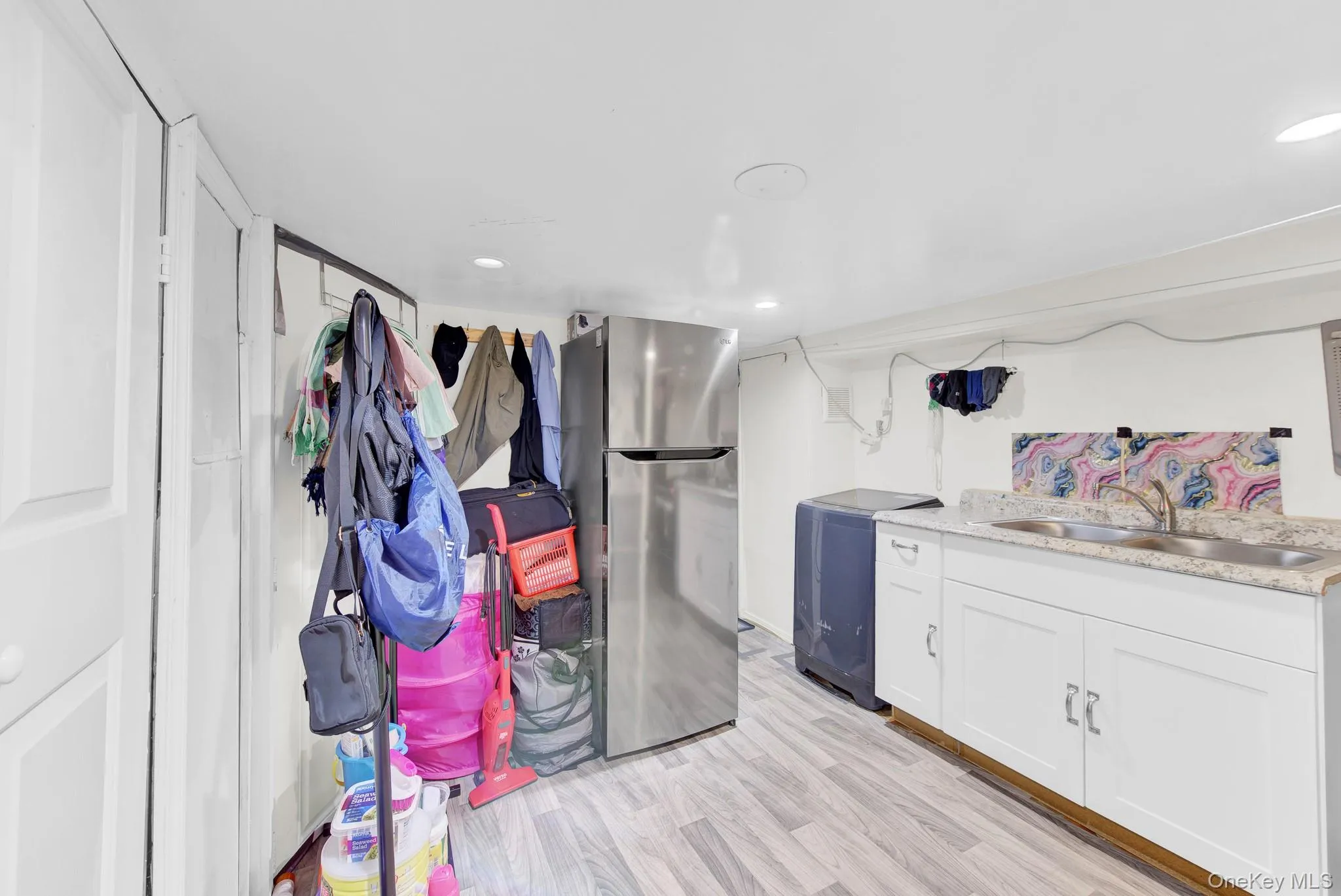 15313 118th Avenue, New York, NY, 3 Bedrooms Bedrooms, 7 Rooms Rooms,2 BathroomsBathrooms,Residential,For Rent,118th,0,1039708 15313 118th Avenue, New York, NY, 3 Bedrooms Bedrooms, 7 Rooms Rooms,2 BathroomsBathrooms,Residential,For Rent,118th,0,1039708