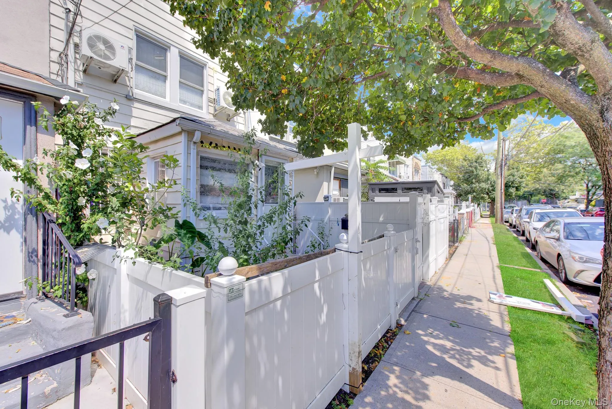 15313 118th Avenue, New York, NY, 3 Bedrooms Bedrooms, 7 Rooms Rooms,2 BathroomsBathrooms,Residential,For Rent,118th,0,1039708 15313 118th Avenue, New York, NY, 3 Bedrooms Bedrooms, 7 Rooms Rooms,2 BathroomsBathrooms,Residential,For Rent,118th,0,1039708