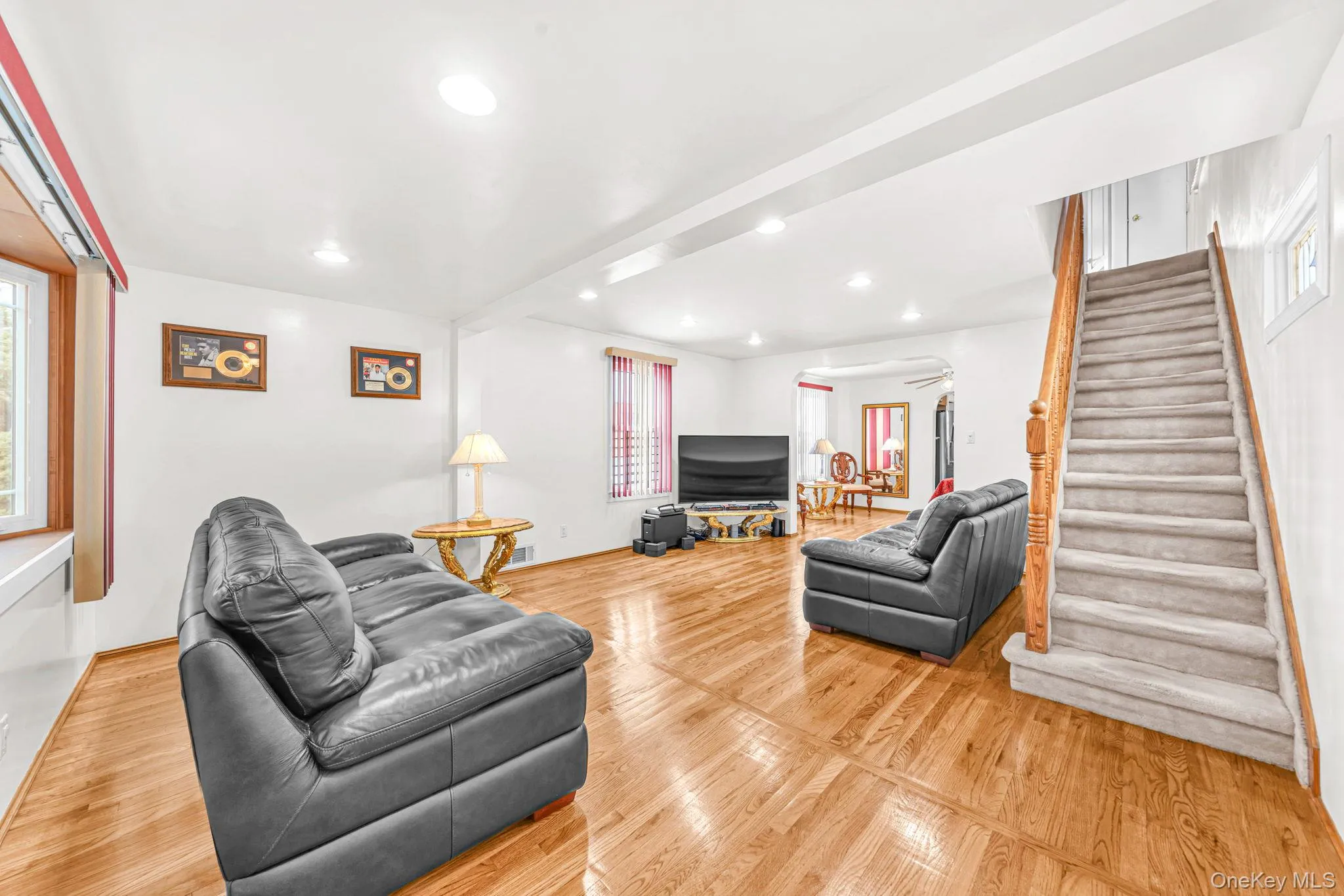 8978 219th Street, New York, NY, 2 Bedrooms Bedrooms, 6 Rooms Rooms,2 BathroomsBathrooms,Residential,For Rent,219th,0,1039709 8978 219th Street, New York, NY, 2 Bedrooms Bedrooms, 6 Rooms Rooms,2 BathroomsBathrooms,Residential,For Rent,219th,0,1039709