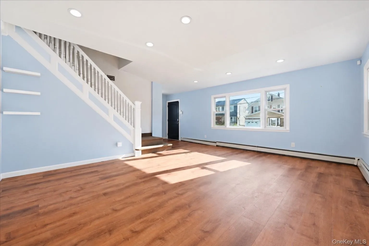 100 Spruce Street, Hempstead, NY, 4 Bedrooms Bedrooms, 7 Rooms Rooms,3 BathroomsBathrooms,Residential,For Rent,Spruce,0,1039713 100 Spruce Street, Hempstead, NY, 4 Bedrooms Bedrooms, 7 Rooms Rooms,3 BathroomsBathrooms,Residential,For Rent,Spruce,0,1039713