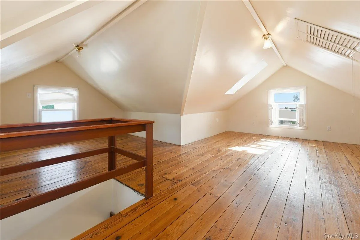 100 Spruce Street, Hempstead, NY, 4 Bedrooms Bedrooms, 7 Rooms Rooms,3 BathroomsBathrooms,Residential,For Rent,Spruce,0,1039713 100 Spruce Street, Hempstead, NY, 4 Bedrooms Bedrooms, 7 Rooms Rooms,3 BathroomsBathrooms,Residential,For Rent,Spruce,0,1039713
