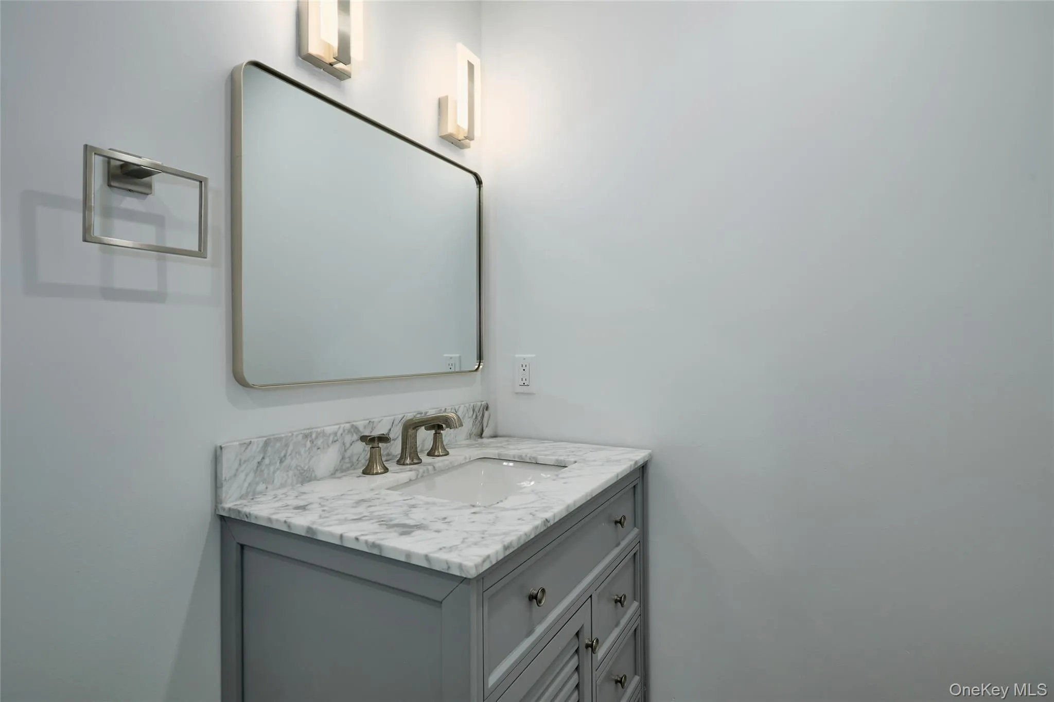 Shared Full Bath Shared Full Bath