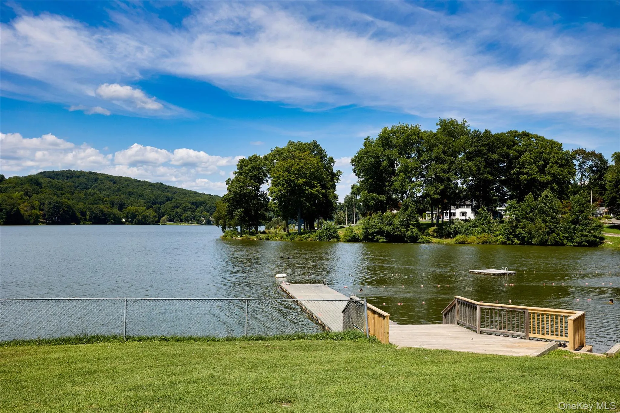 28 Brewster Drive, Kent, NY, 3 Bedrooms Bedrooms, 6 Rooms Rooms,2 BathroomsBathrooms,Residential,For Rent,Brewster,0,1039718 28 Brewster Drive, Kent, NY, 3 Bedrooms Bedrooms, 6 Rooms Rooms,2 BathroomsBathrooms,Residential,For Rent,Brewster,0,1039718
