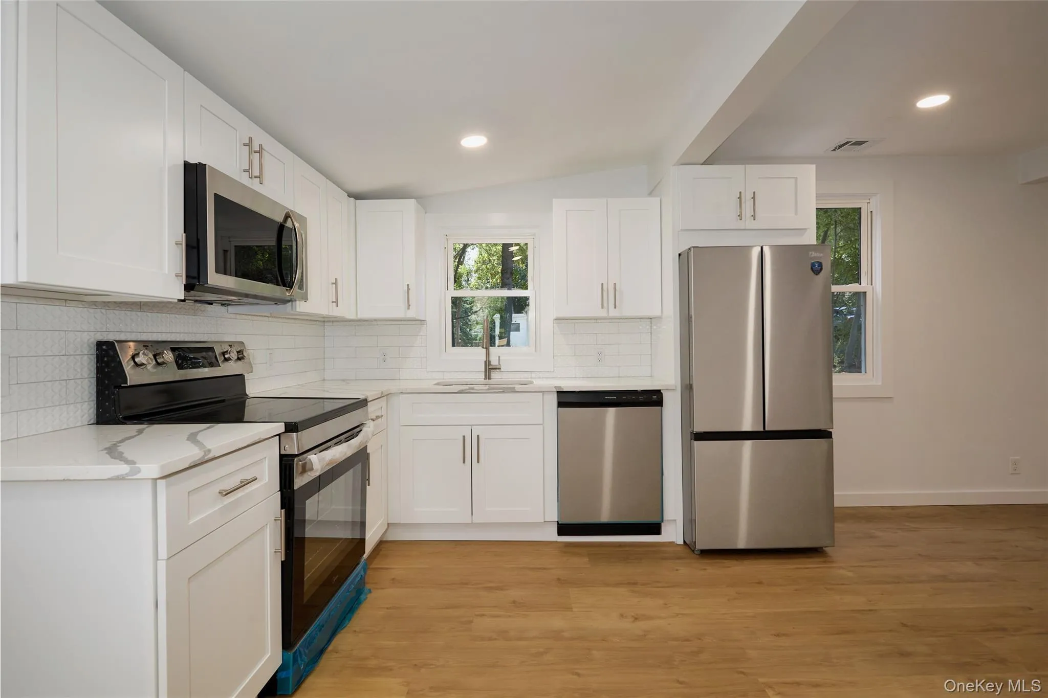 28 Brewster Drive, Kent, NY, 3 Bedrooms Bedrooms, 6 Rooms Rooms,2 BathroomsBathrooms,Residential,For Rent,Brewster,0,1039718 28 Brewster Drive, Kent, NY, 3 Bedrooms Bedrooms, 6 Rooms Rooms,2 BathroomsBathrooms,Residential,For Rent,Brewster,0,1039718