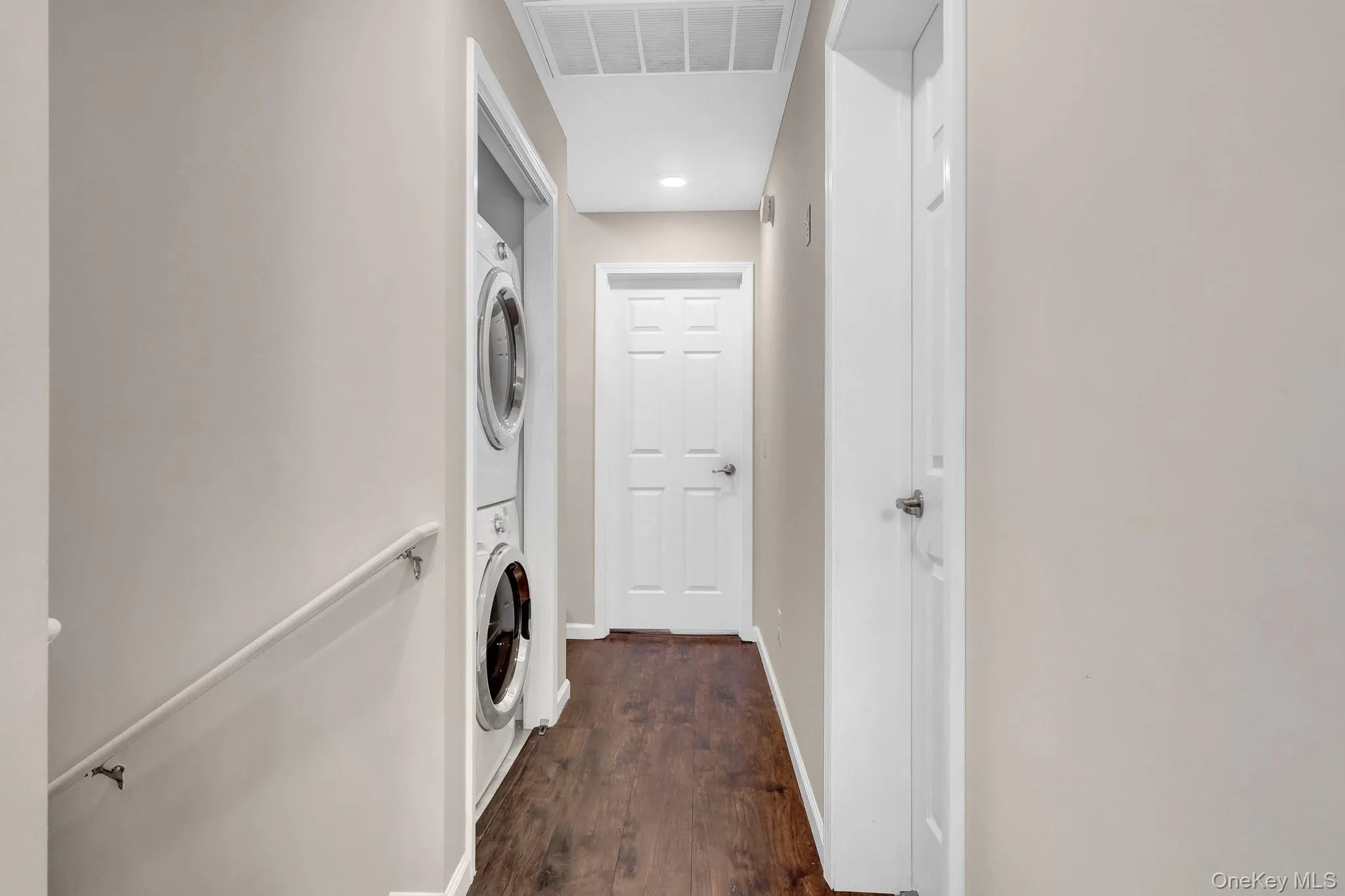 72 Arizona Avenue, Long Beach, NY, 4 Bedrooms Bedrooms, 7 Rooms Rooms,2 BathroomsBathrooms,Residential,For Rent,Arizona,0,1039719 72 Arizona Avenue, Long Beach, NY, 4 Bedrooms Bedrooms, 7 Rooms Rooms,2 BathroomsBathrooms,Residential,For Rent,Arizona,0,1039719