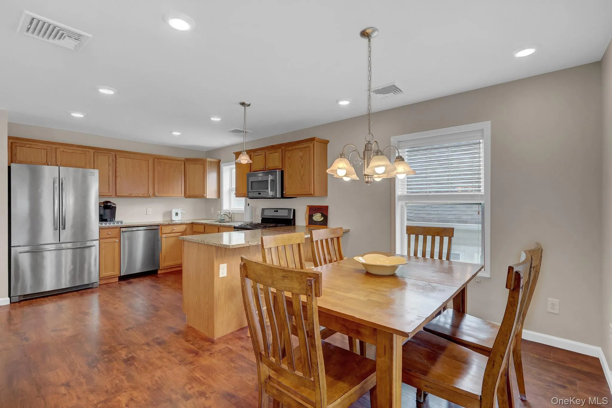 72 Arizona Avenue, Long Beach, NY, 4 Bedrooms Bedrooms, 7 Rooms Rooms,2 BathroomsBathrooms,Residential,For Rent,Arizona,0,1039719 72 Arizona Avenue, Long Beach, NY, 4 Bedrooms Bedrooms, 7 Rooms Rooms,2 BathroomsBathrooms,Residential,For Rent,Arizona,0,1039719