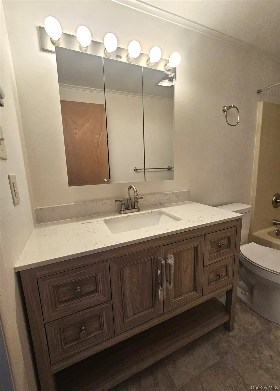 47-49 Mile Hill Road, Lloyd, NY, 2 Bedrooms Bedrooms, 4 Rooms Rooms,1 BathroomBathrooms,Residential Lease,For Rent,Mile Hill,0,1039723 47-49 Mile Hill Road, Lloyd, NY, 2 Bedrooms Bedrooms, 4 Rooms Rooms,1 BathroomBathrooms,Residential Lease,For Rent,Mile Hill,0,1039723