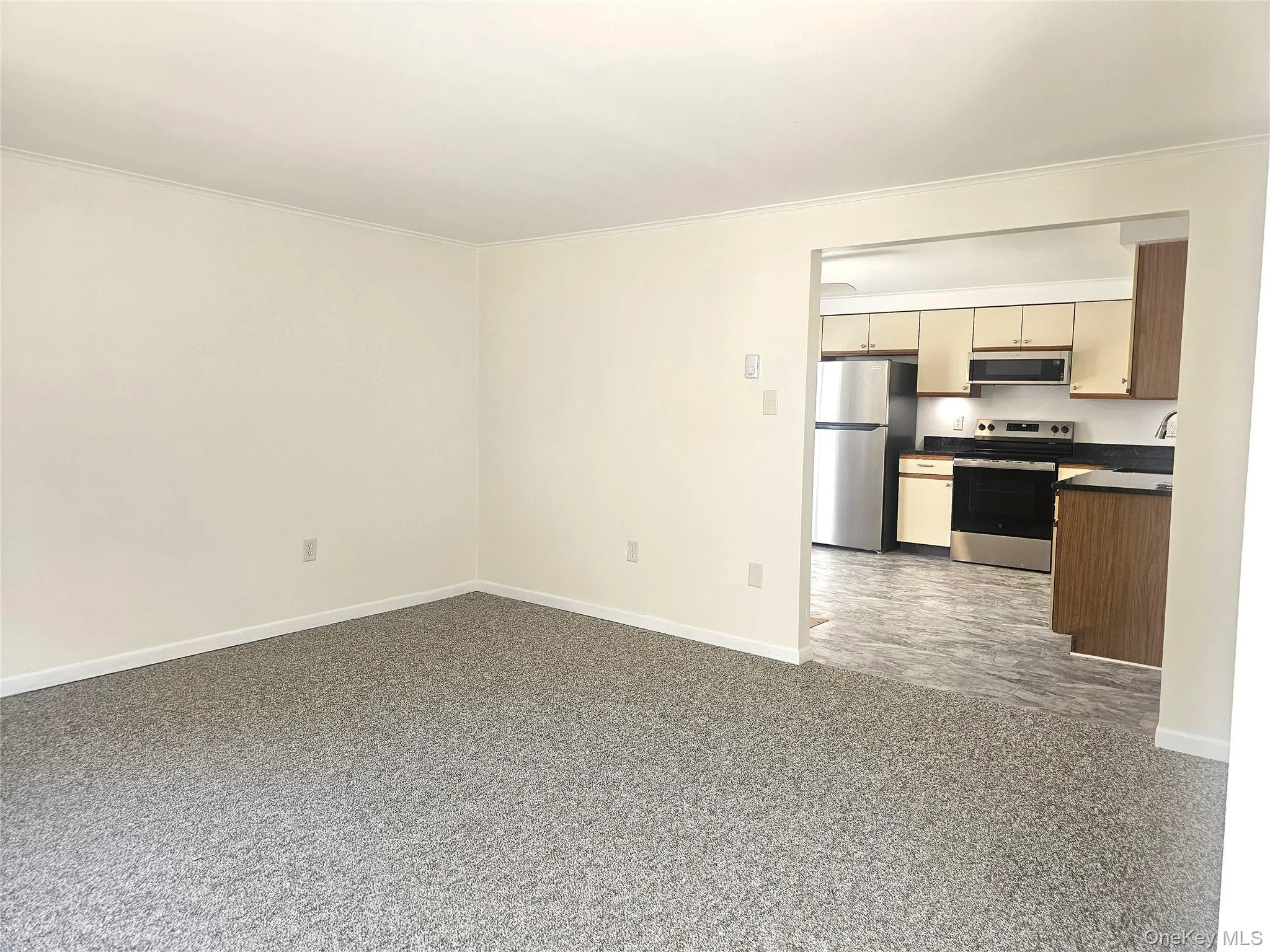 47-49 Mile Hill Road, Lloyd, NY, 2 Bedrooms Bedrooms, 4 Rooms Rooms,1 BathroomBathrooms,Residential Lease,For Rent,Mile Hill,0,1039723 47-49 Mile Hill Road, Lloyd, NY, 2 Bedrooms Bedrooms, 4 Rooms Rooms,1 BathroomBathrooms,Residential Lease,For Rent,Mile Hill,0,1039723