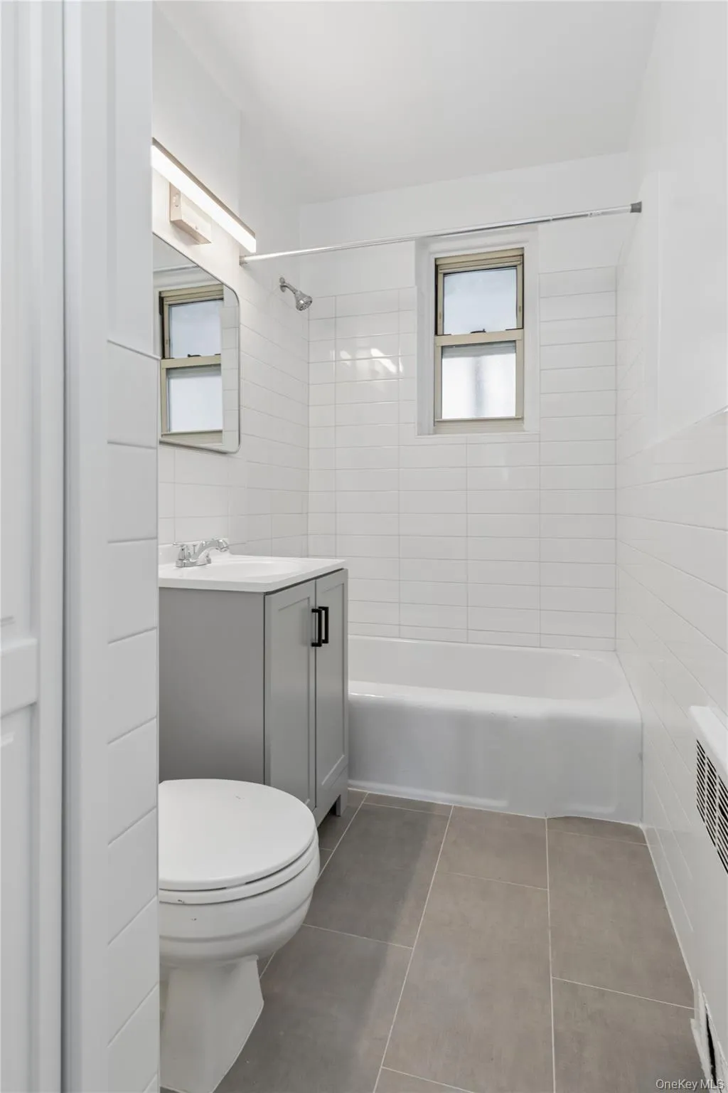 68-61 Yellowstone Boulevard, New York, NY, 2 Bedrooms Bedrooms, 5 Rooms Rooms,1 BathroomBathrooms,Residential,For Rent,Yellowstone,0,1039724 68-61 Yellowstone Boulevard, New York, NY, 2 Bedrooms Bedrooms, 5 Rooms Rooms,1 BathroomBathrooms,Residential,For Rent,Yellowstone,0,1039724
