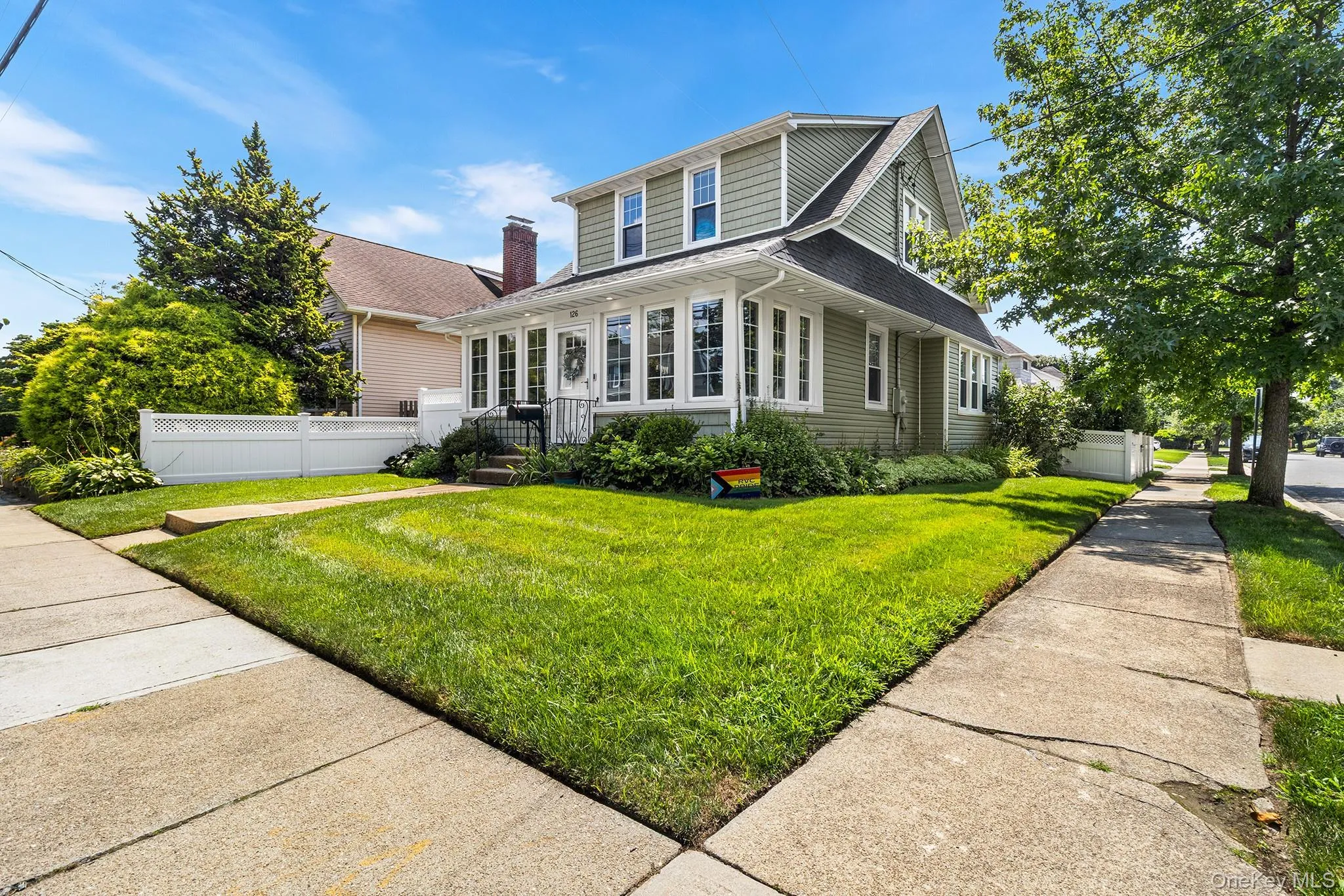 126 Rutland Avenue, Hempstead, NY, 3 Bedrooms Bedrooms, 7 Rooms Rooms,1 BathroomBathrooms,Residential,For Rent,Rutland,0,1039727 126 Rutland Avenue, Hempstead, NY, 3 Bedrooms Bedrooms, 7 Rooms Rooms,1 BathroomBathrooms,Residential,For Rent,Rutland,0,1039727