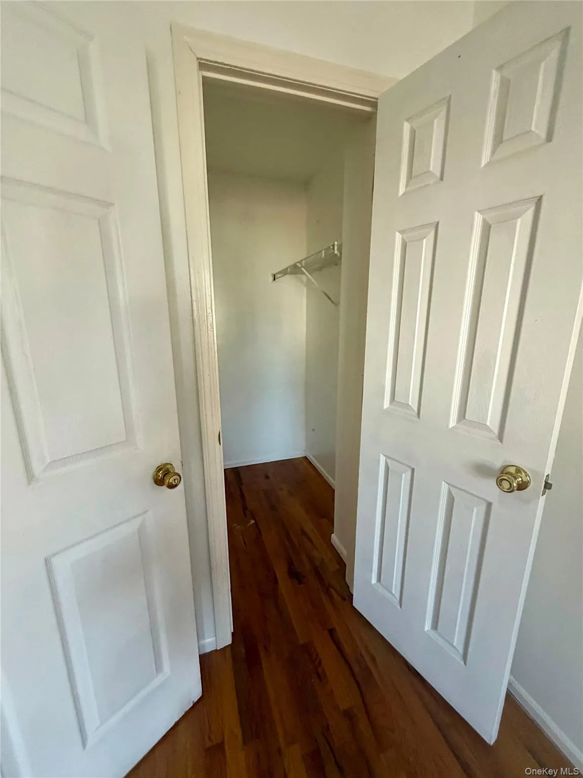4370 160th Street, New York, NY, 2 Bedrooms Bedrooms, 6 Rooms Rooms,1 BathroomBathrooms,Residential Lease,For Rent,160th,0,1039731 4370 160th Street, New York, NY, 2 Bedrooms Bedrooms, 6 Rooms Rooms,1 BathroomBathrooms,Residential Lease,For Rent,160th,0,1039731
