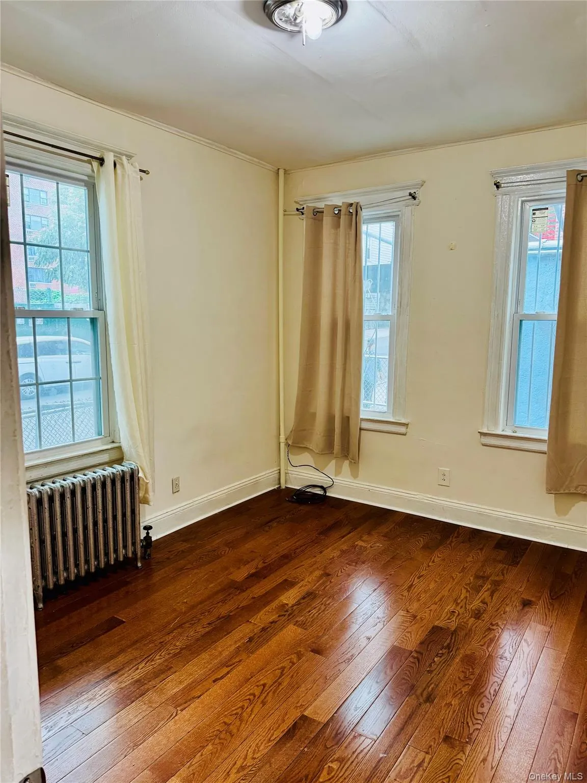 168-29 89th Avenue, New York, NY, 2 Bedrooms Bedrooms, 4 Rooms Rooms,1 BathroomBathrooms,Residential Lease,For Rent,89th,0,1039740 168-29 89th Avenue, New York, NY, 2 Bedrooms Bedrooms, 4 Rooms Rooms,1 BathroomBathrooms,Residential Lease,For Rent,89th,0,1039740