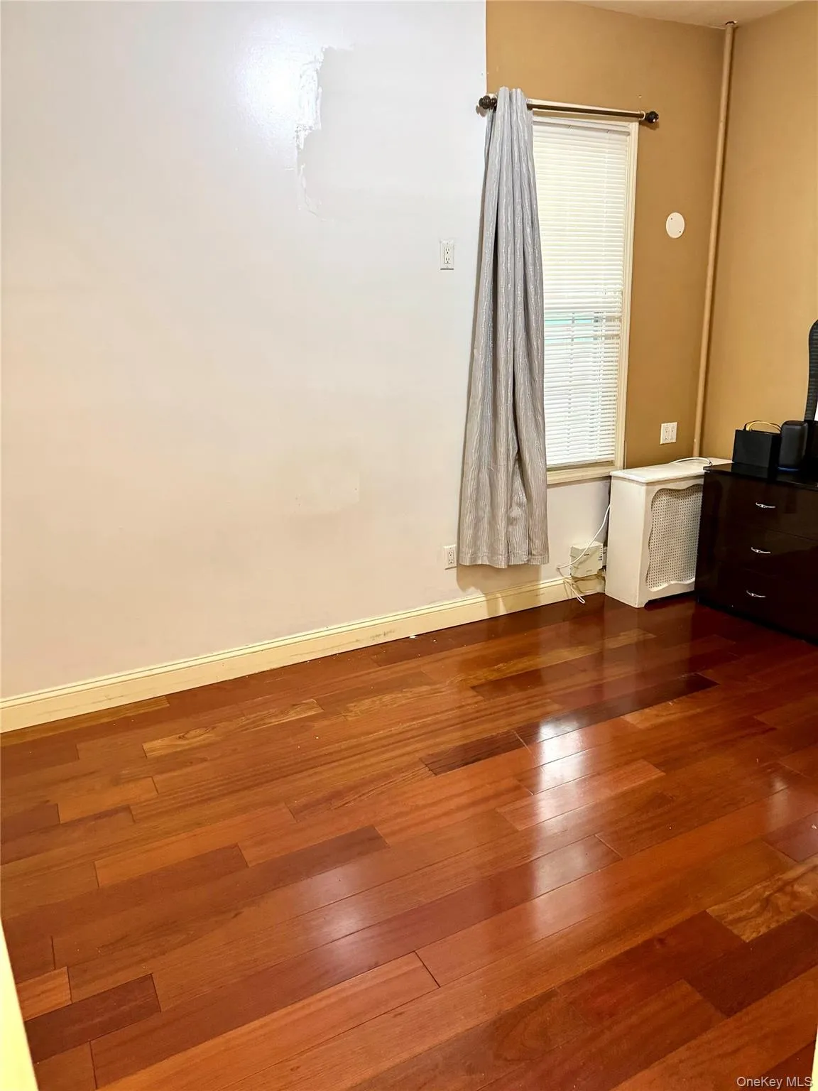 168-29 89th Avenue, New York, NY, 2 Bedrooms Bedrooms, 4 Rooms Rooms,1 BathroomBathrooms,Residential Lease,For Rent,89th,0,1039740 168-29 89th Avenue, New York, NY, 2 Bedrooms Bedrooms, 4 Rooms Rooms,1 BathroomBathrooms,Residential Lease,For Rent,89th,0,1039740