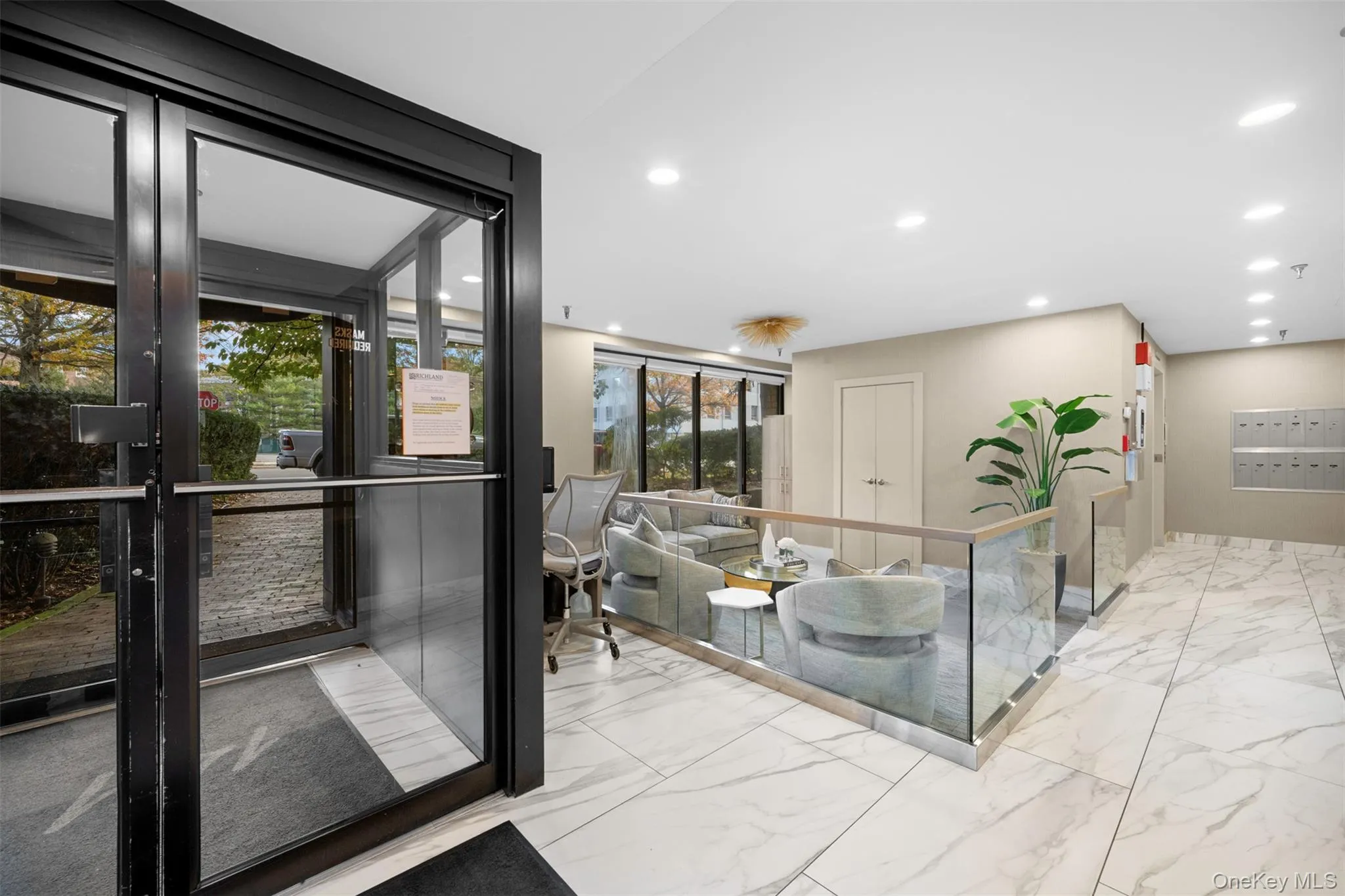 141 Great Neck Road, North Hempstead, NY, 2 Bedrooms Bedrooms, 4 Rooms Rooms,1 BathroomBathrooms,Residential Lease,For Rent,Great Neck,0,1039741 141 Great Neck Road, North Hempstead, NY, 2 Bedrooms Bedrooms, 4 Rooms Rooms,1 BathroomBathrooms,Residential Lease,For Rent,Great Neck,0,1039741