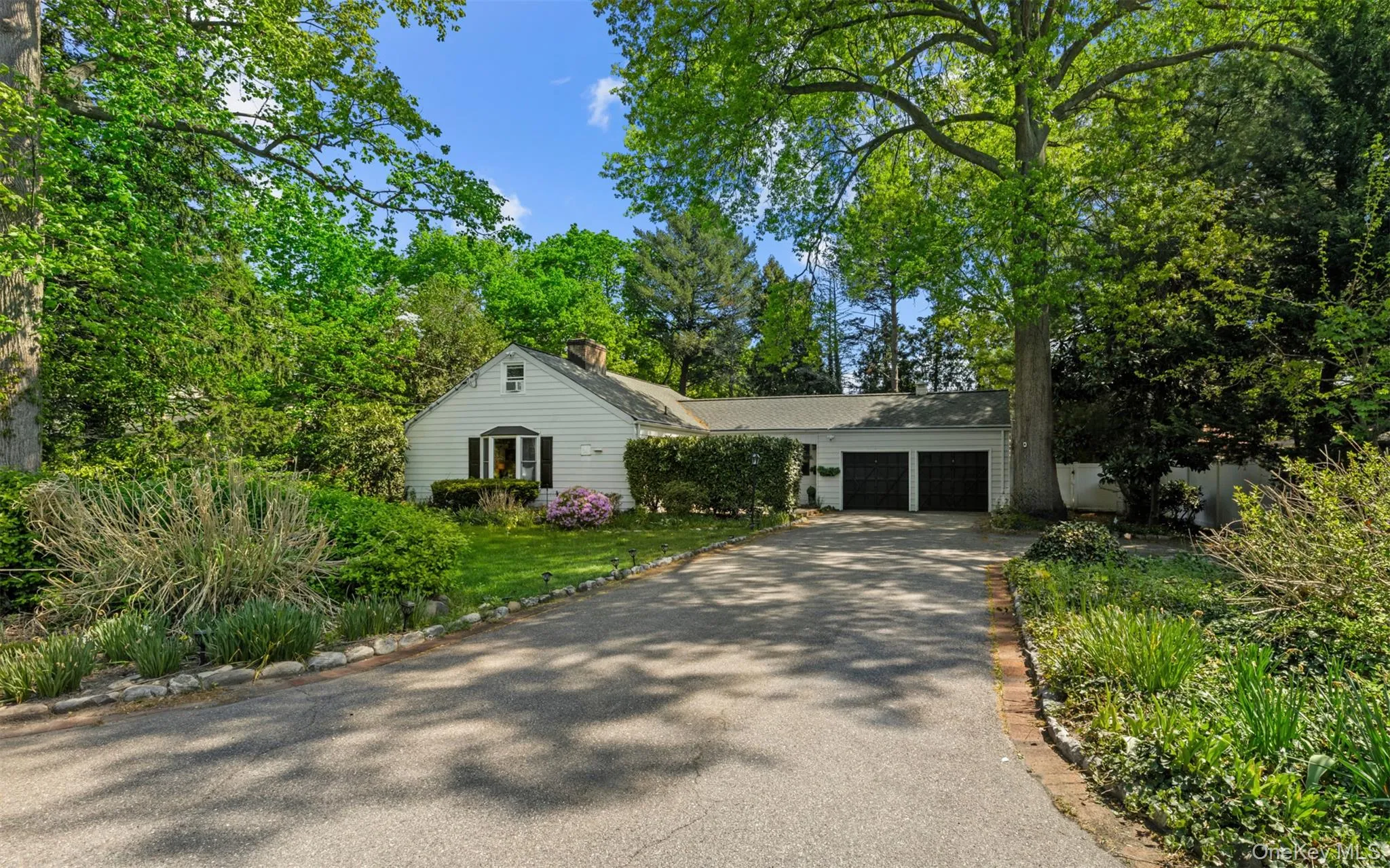 194 Neck Road, Huntington, NY, 3 Bedrooms Bedrooms, 12 Rooms Rooms,2 BathroomsBathrooms,Residential,For Rent,Neck,0,1039742 194 Neck Road, Huntington, NY, 3 Bedrooms Bedrooms, 12 Rooms Rooms,2 BathroomsBathrooms,Residential,For Rent,Neck,0,1039742