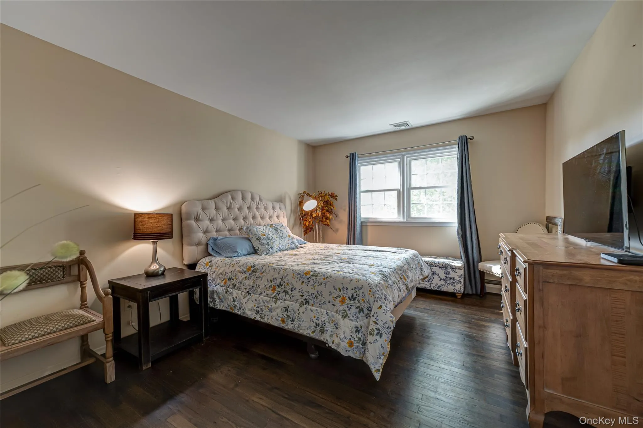 165 Pepperidge Road, Islip, NY, 5 Bedrooms Bedrooms, 9 Rooms Rooms,2 BathroomsBathrooms,Residential,For Rent,Pepperidge,0,1039743 165 Pepperidge Road, Islip, NY, 5 Bedrooms Bedrooms, 9 Rooms Rooms,2 BathroomsBathrooms,Residential,For Rent,Pepperidge,0,1039743