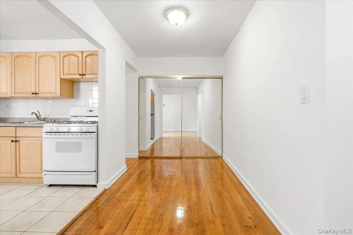 82-40 Austin Street, New York, NY, 2 Bedrooms Bedrooms, 5 Rooms Rooms,1 BathroomBathrooms,Residential,For Rent,Austin,0,1039745 82-40 Austin Street, New York, NY, 2 Bedrooms Bedrooms, 5 Rooms Rooms,1 BathroomBathrooms,Residential,For Rent,Austin,0,1039745