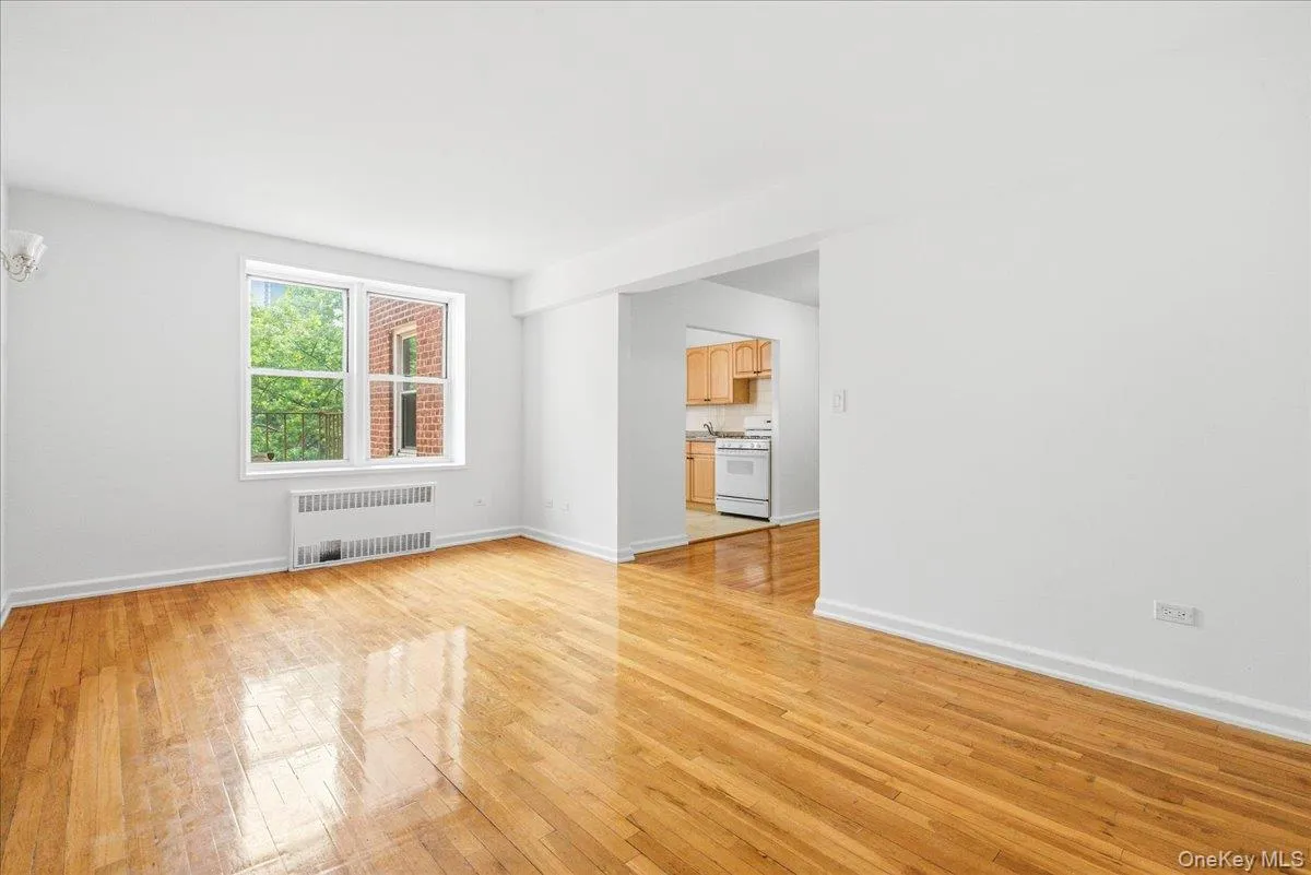 82-40 Austin Street, New York, NY, 2 Bedrooms Bedrooms, 5 Rooms Rooms,1 BathroomBathrooms,Residential,For Rent,Austin,0,1039745 82-40 Austin Street, New York, NY, 2 Bedrooms Bedrooms, 5 Rooms Rooms,1 BathroomBathrooms,Residential,For Rent,Austin,0,1039745