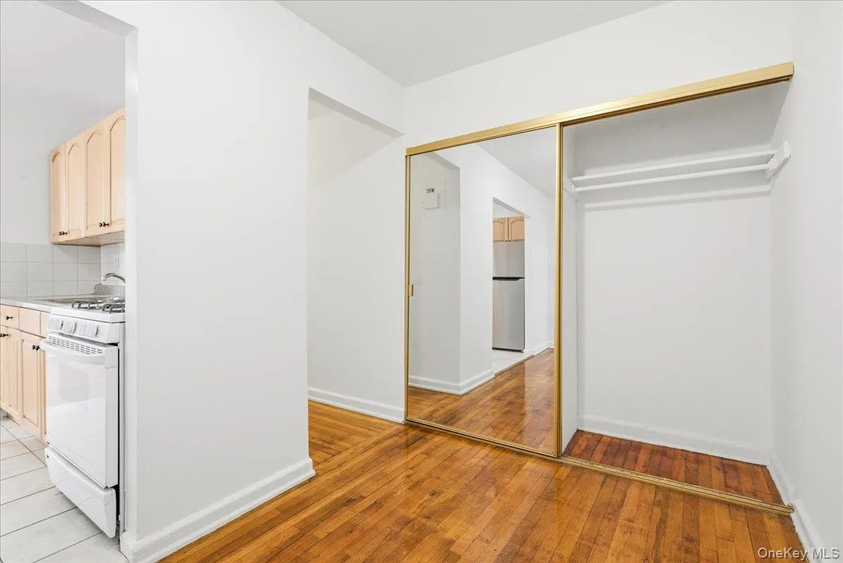 82-40 Austin Street, New York, NY, 2 Bedrooms Bedrooms, 5 Rooms Rooms,1 BathroomBathrooms,Residential,For Rent,Austin,0,1039745 82-40 Austin Street, New York, NY, 2 Bedrooms Bedrooms, 5 Rooms Rooms,1 BathroomBathrooms,Residential,For Rent,Austin,0,1039745