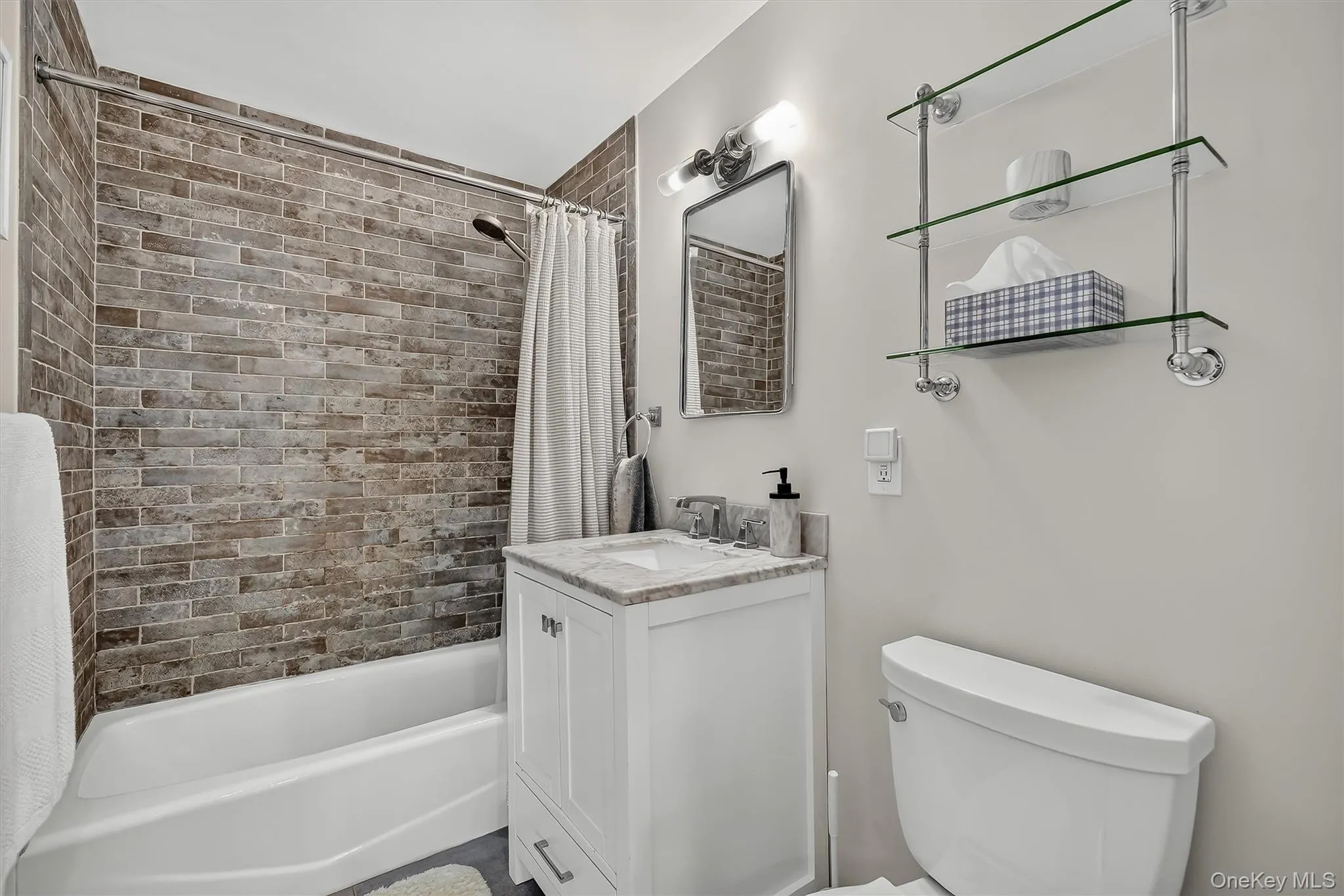 25 Franklin Avenue, White Plains, NY, 1 Bedroom Bedrooms, 3 Rooms Rooms,1 BathroomBathrooms,Residential,For Rent,Franklin,0,1039751 25 Franklin Avenue, White Plains, NY, 1 Bedroom Bedrooms, 3 Rooms Rooms,1 BathroomBathrooms,Residential,For Rent,Franklin,0,1039751