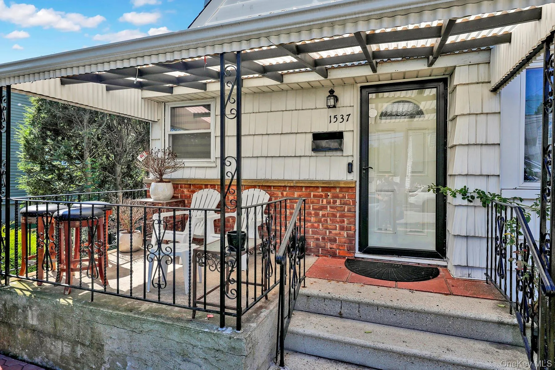 1537 Madison Street, Hempstead, NY, 3 Bedrooms Bedrooms, 7 Rooms Rooms,3 BathroomsBathrooms,Residential,For Rent,Madison,0,1039752 1537 Madison Street, Hempstead, NY, 3 Bedrooms Bedrooms, 7 Rooms Rooms,3 BathroomsBathrooms,Residential,For Rent,Madison,0,1039752