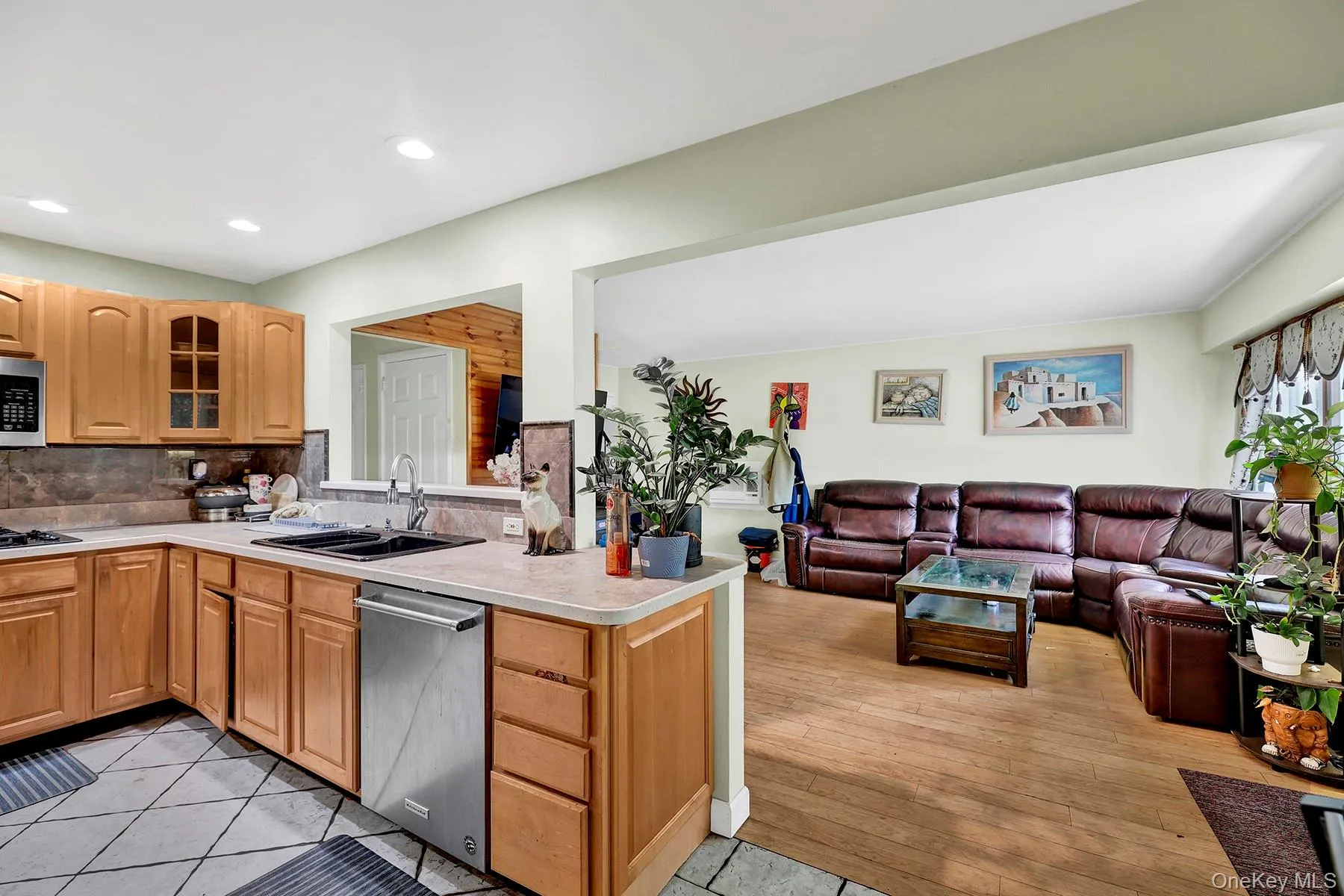 1537 Madison Street, Hempstead, NY, 3 Bedrooms Bedrooms, 7 Rooms Rooms,3 BathroomsBathrooms,Residential,For Rent,Madison,0,1039752 1537 Madison Street, Hempstead, NY, 3 Bedrooms Bedrooms, 7 Rooms Rooms,3 BathroomsBathrooms,Residential,For Rent,Madison,0,1039752
