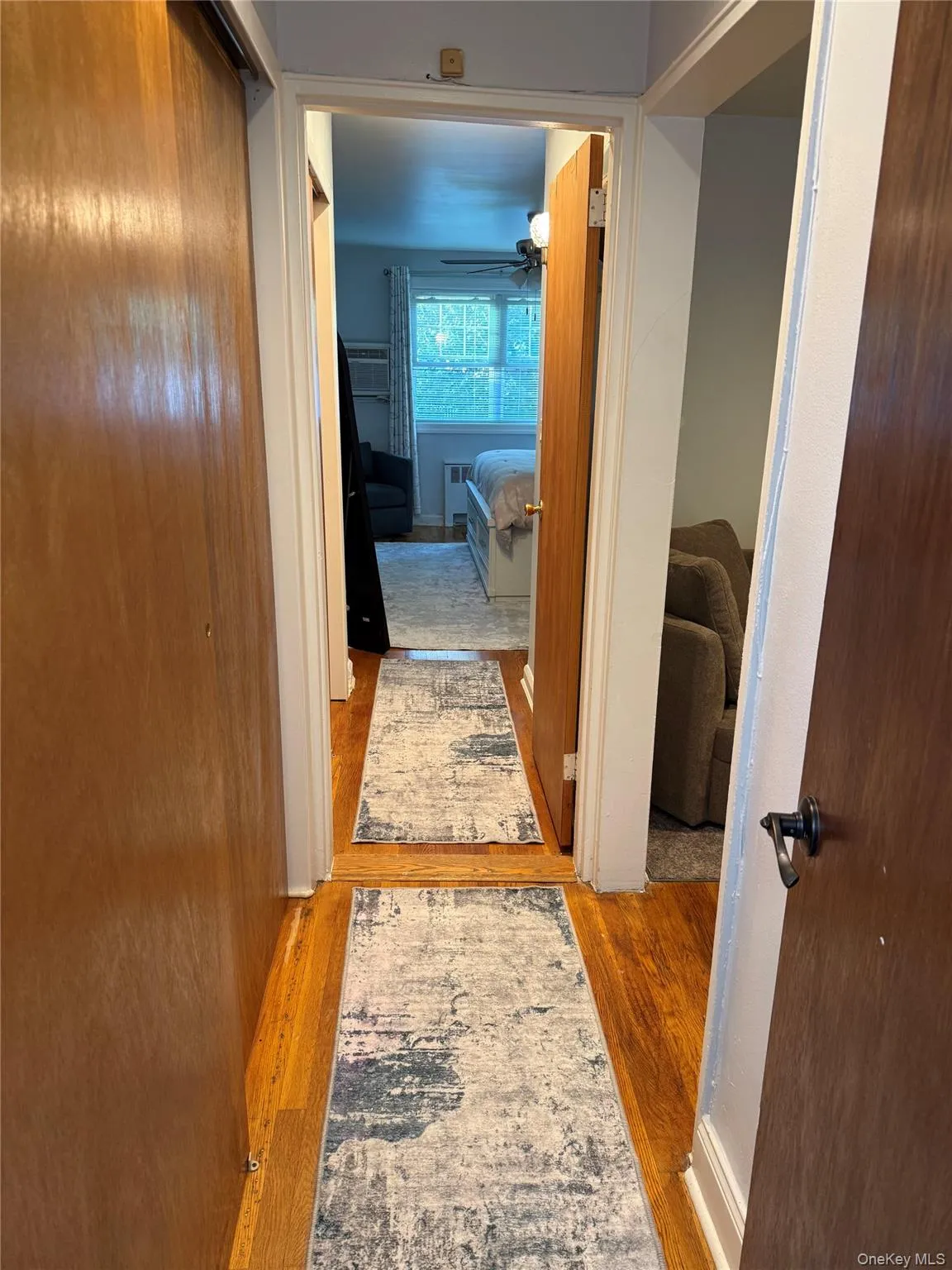 226-09 Union Turnpike, New York, NY, 1 Bedroom Bedrooms, 4 Rooms Rooms,1 BathroomBathrooms,Residential,For Rent,Union,0,1039754 226-09 Union Turnpike, New York, NY, 1 Bedroom Bedrooms, 4 Rooms Rooms,1 BathroomBathrooms,Residential,For Rent,Union,0,1039754