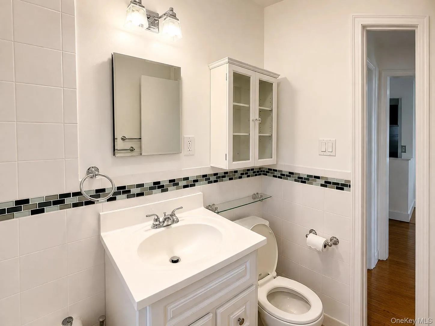 320 Broadway, Greenburgh, NY, 2 Bedrooms Bedrooms, 4 Rooms Rooms,1 BathroomBathrooms,Residential,For Rent,Broadway,0,1039755 320 Broadway, Greenburgh, NY, 2 Bedrooms Bedrooms, 4 Rooms Rooms,1 BathroomBathrooms,Residential,For Rent,Broadway,0,1039755